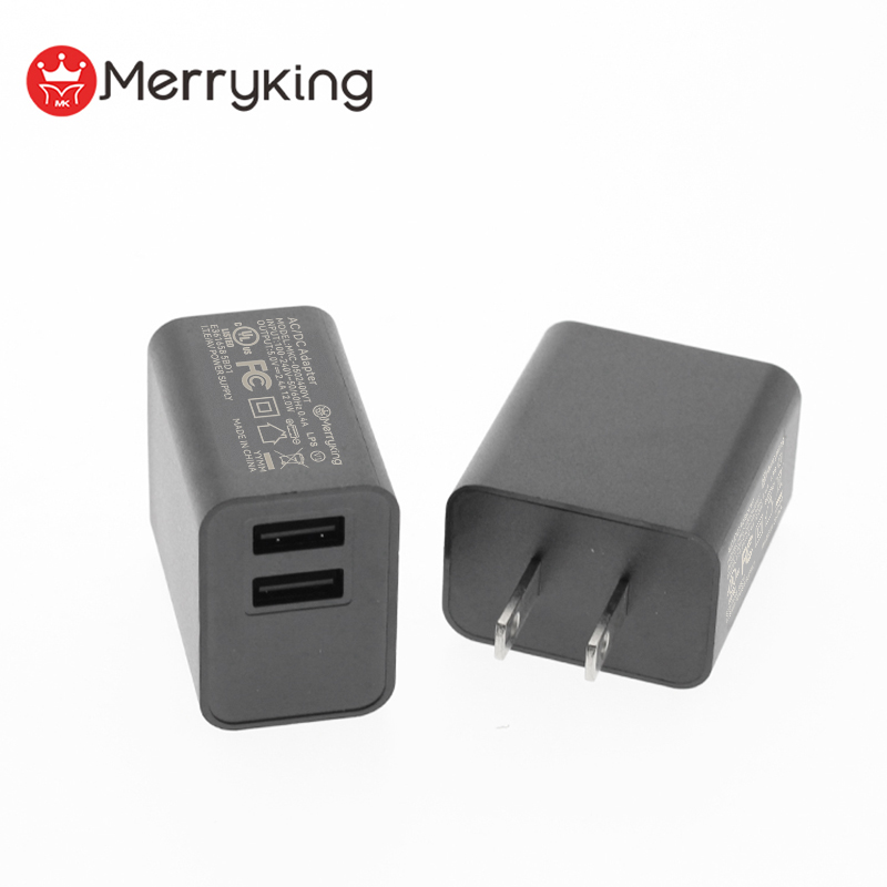 US dugó 5 V 500 mA USB A dupla töltő