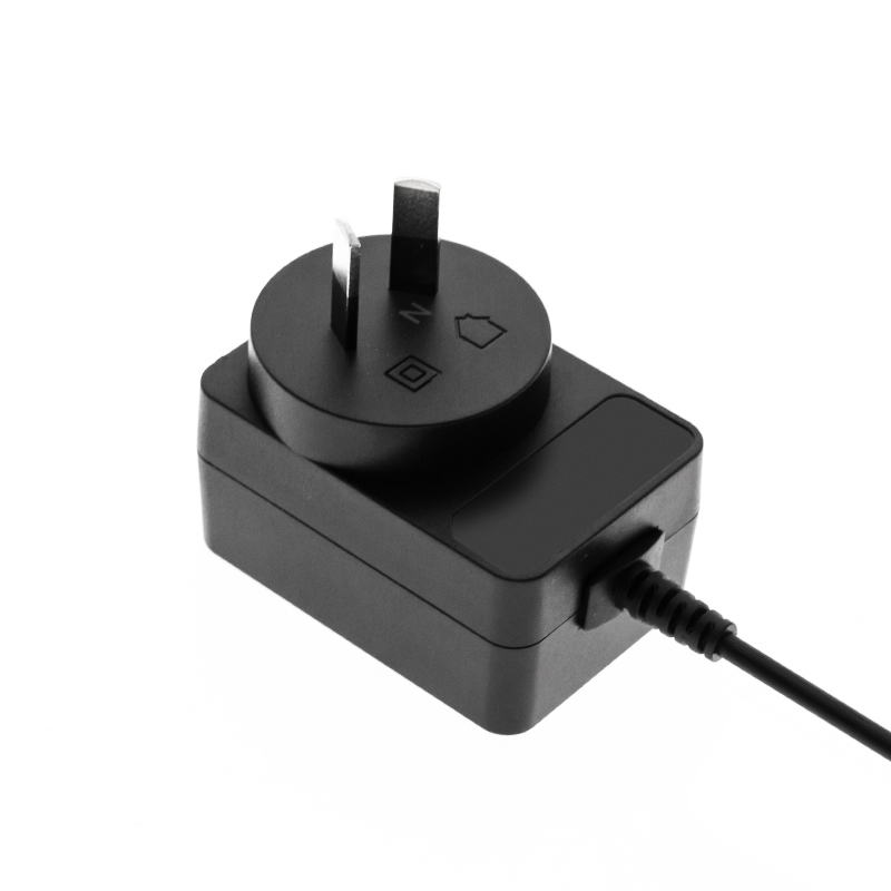 Выход DC 12.6V 2A Переключаемый адаптер