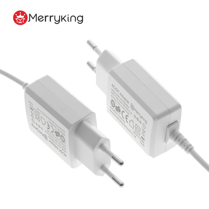 EU vtič AC adapter 8 V 2000 mA