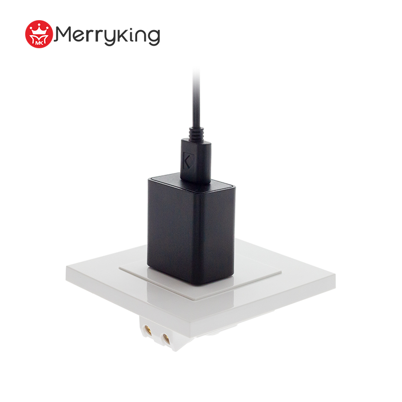 American Type 5 V 2,4 A Wall USB Charger Adapter