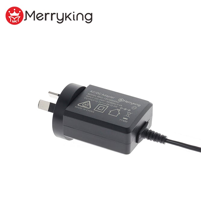 AU csatlakozós AC adapter 9V 2A-es tápadapter