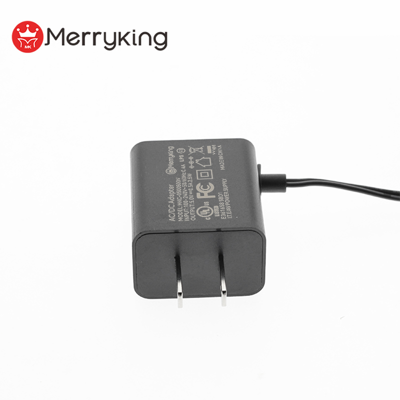 napájecí adaptér na zeď 12 V 1,5 A