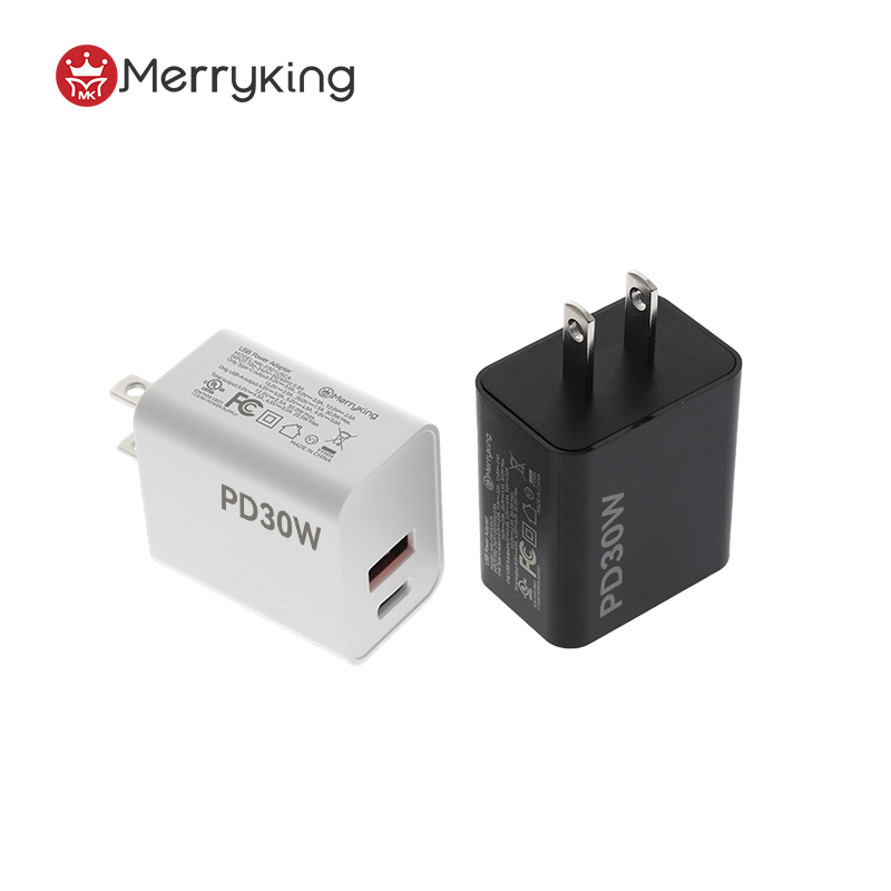Πρότυπος Φορτιστής Ηνωμένων Πολιτειών 30W PD Γρήγορης Φόρτισης με Διπλές Θύρες