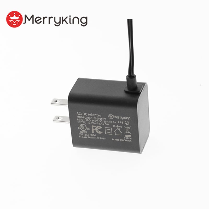 napájecí adaptér na zeď 12 V 1,5 A