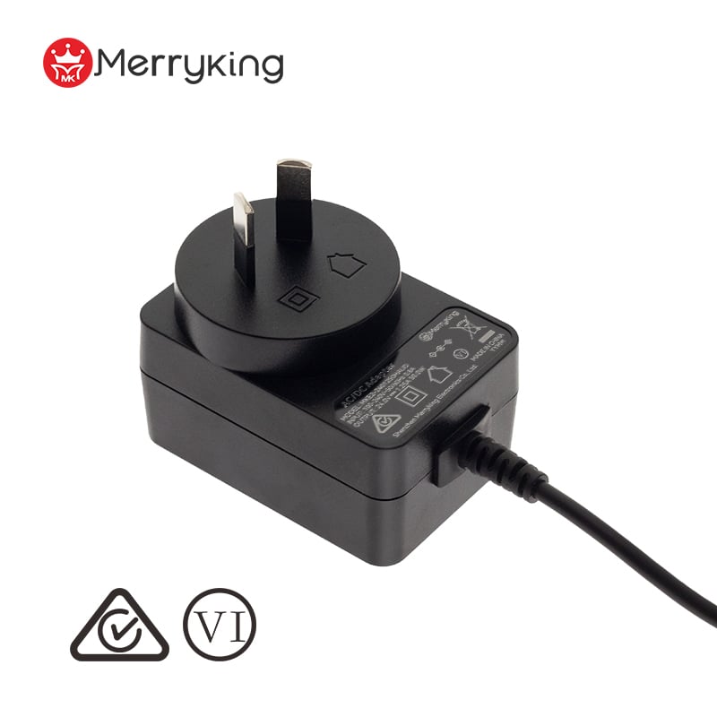 DC Output 12.6V 2A Switching Adapter