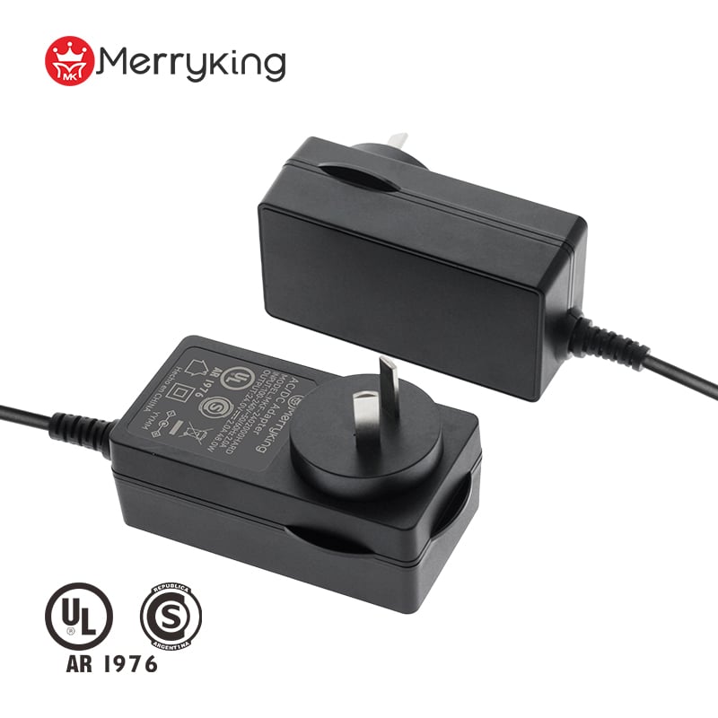 60 W 12 V 5 A AC/DC-Netzadapter