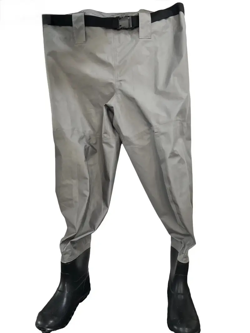 How to Choose the Right Breathable Waders for Warm Weather Fishing?