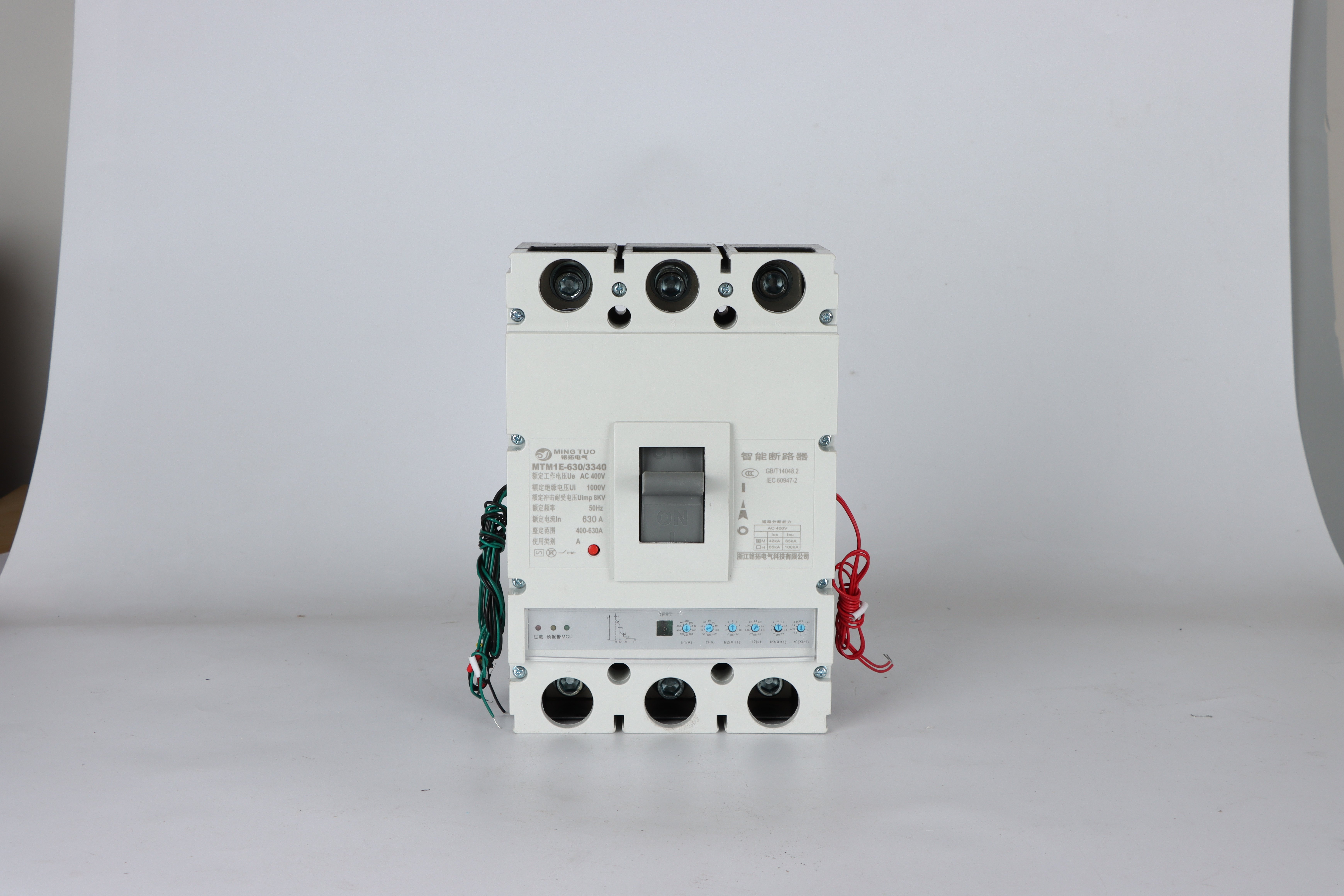 What Defines a Case Circuit Breaker and Where Is It Typically Used?