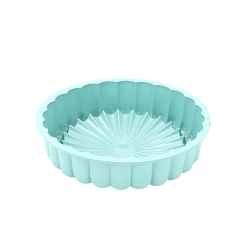 Flexible bristles for even and precise application