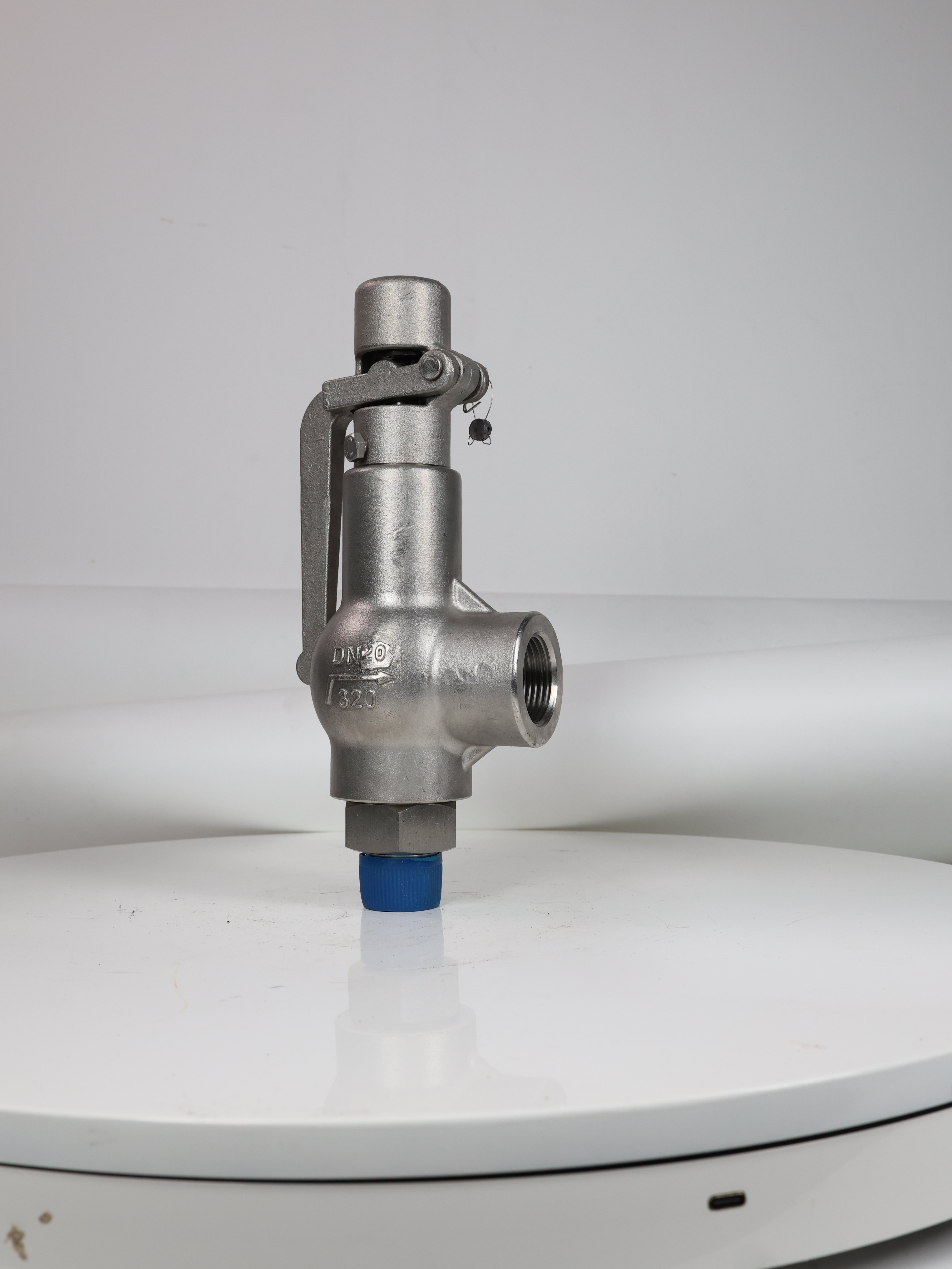 Pressure Safety Valve vs Relief Valve: Key Differences and Application Rules
