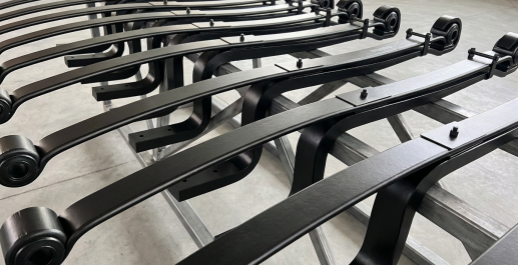 Huayu Leaf Spring Produced: Two Trailing Arm Leaf Springs for Volvo 82250919 & Mercedes 6753500606