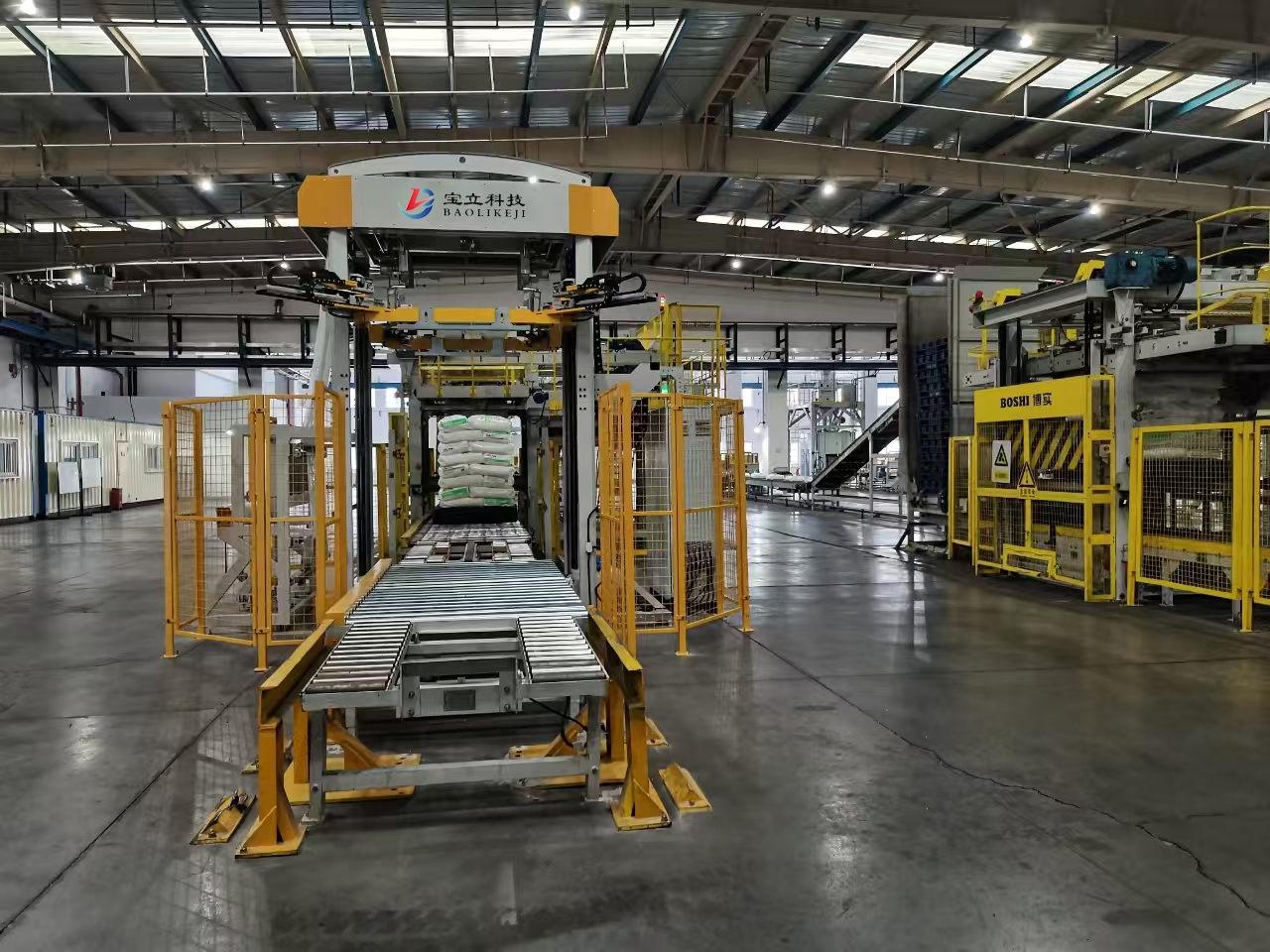 pallet stretch hood machine.jpg