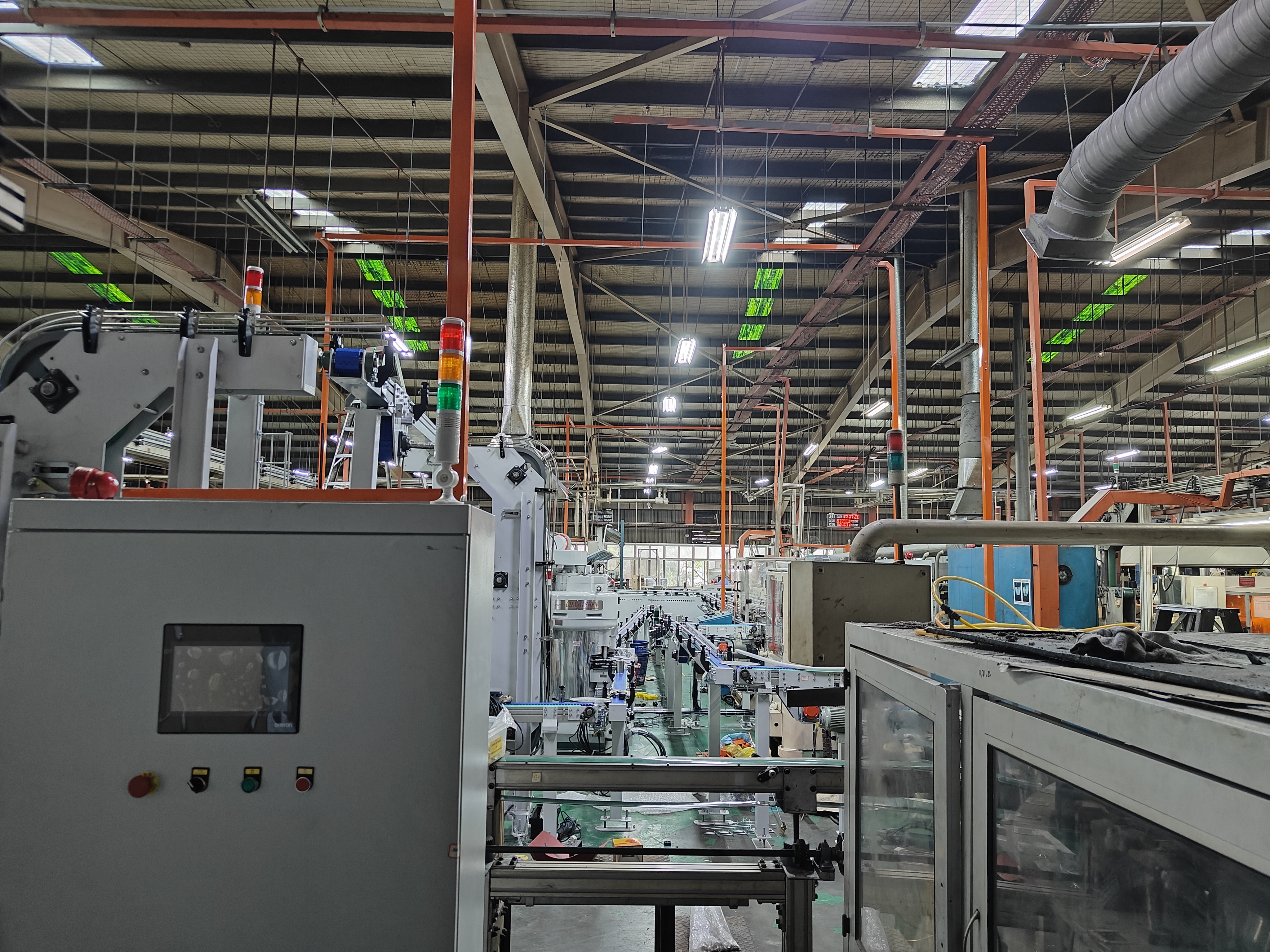 Proyecto de automatización de la línea de producción de latas de tres piezas en Taiwán exitosamente puesto en marcha