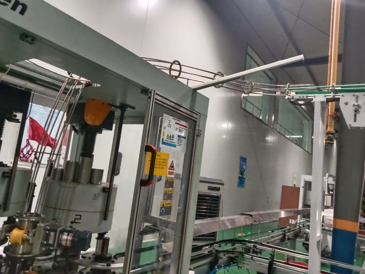 Proyecto de automatización de la línea de producción de latas de tres piezas en Omán exitosamente puesto en marcha