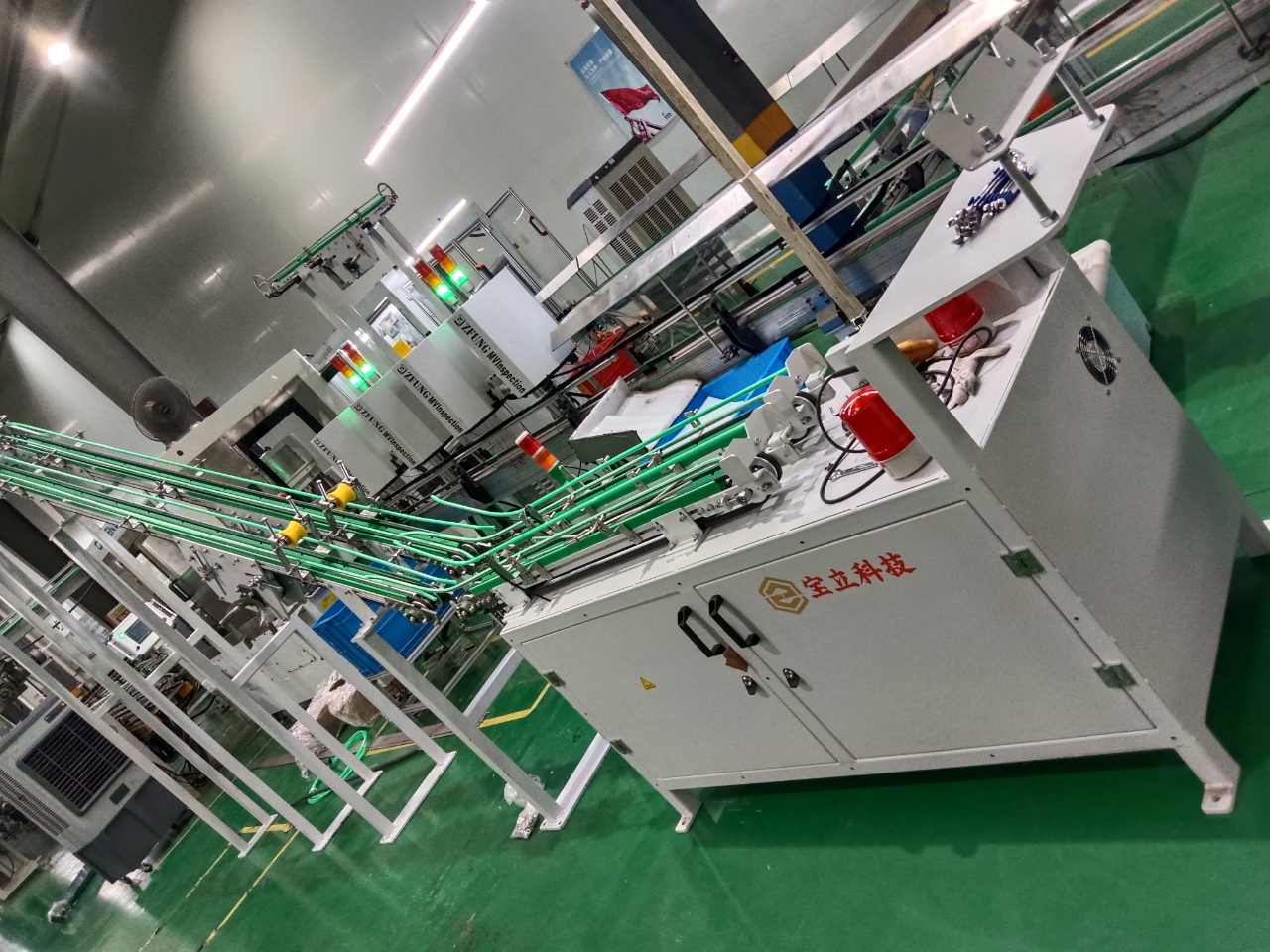 Proyecto de automatización de la línea de producción de latas de tres piezas en Omán exitosamente puesto en marcha