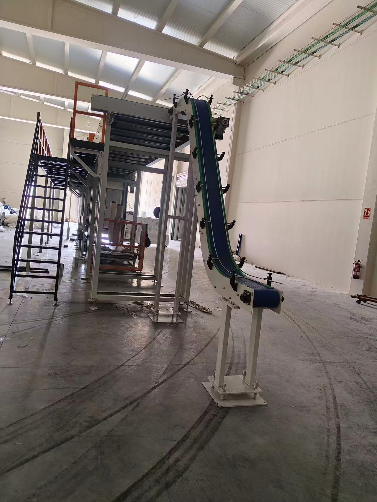 South Korea's Smart Warehousing: Leveraging Automated Palletizers for Tomato Paste Can Logistics