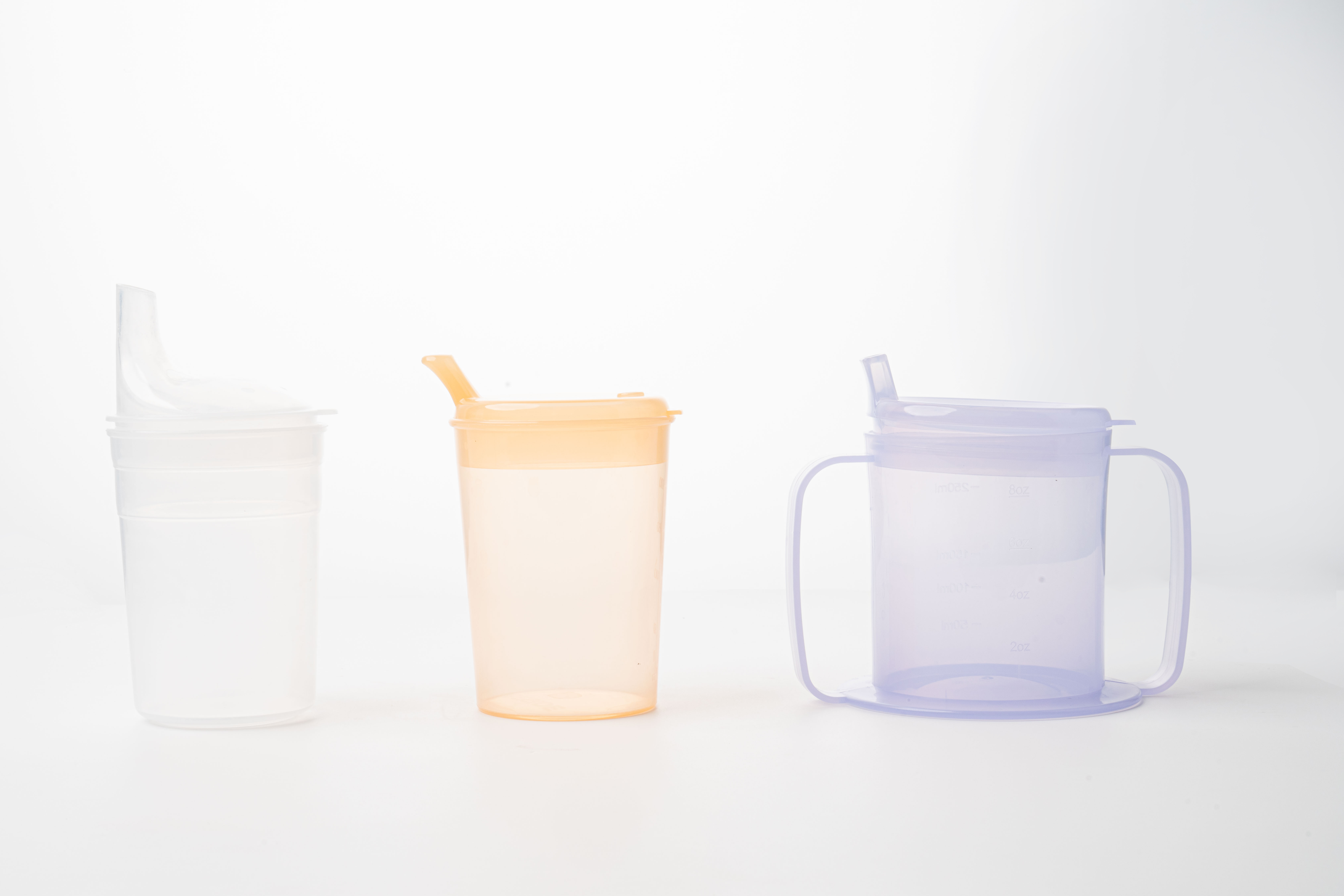 Disposable plastic pitchr with LID