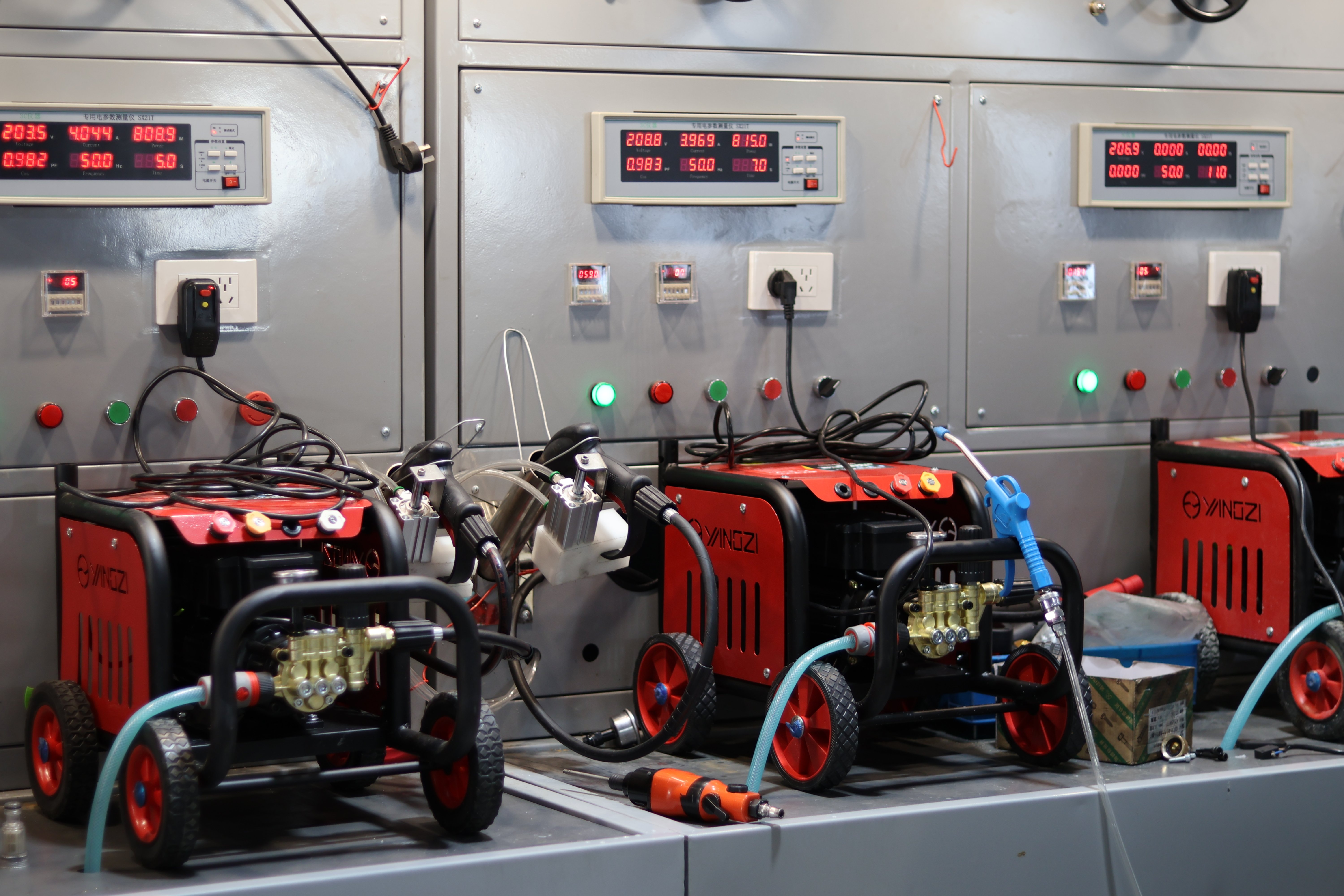 UK Wholesale Client Visits Kaina Factory for 300 Sets High-Pressure Washer Procurement