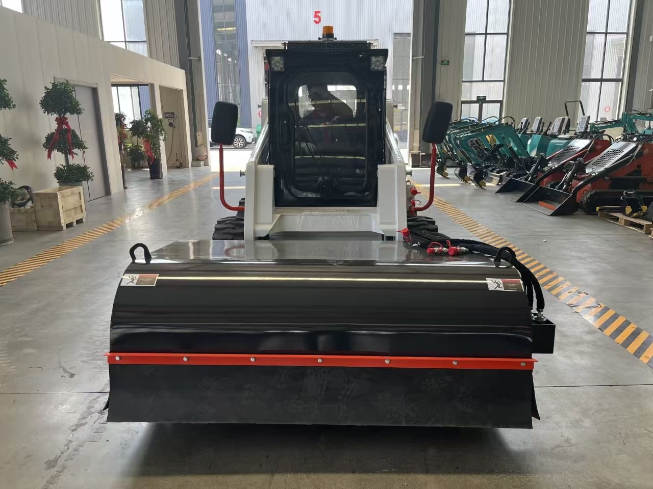 Skid Wheel Loader