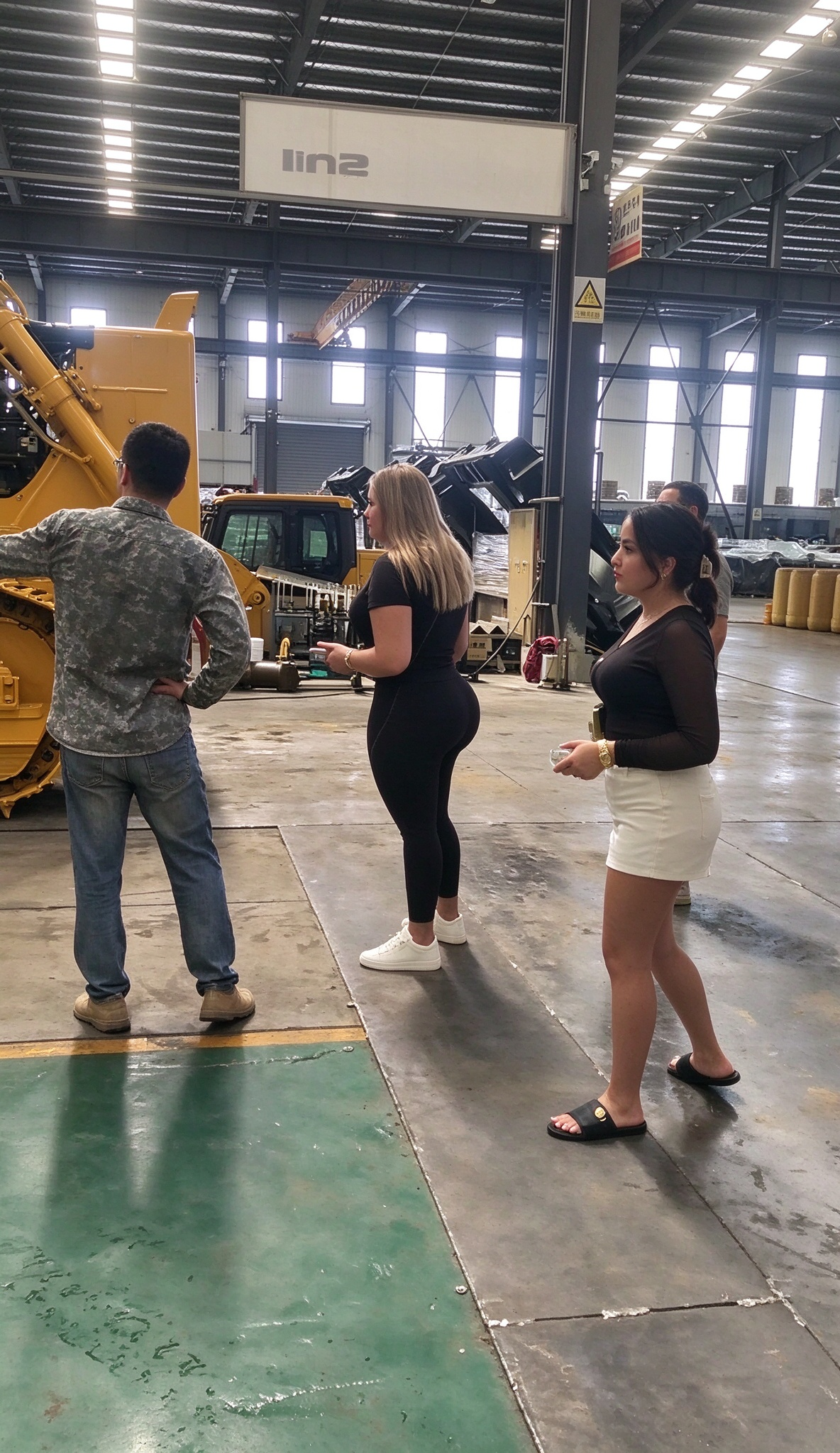 A long-standing South American client conducted an in-depth assessment of the partnership and placed a repeat order for multiple units of construction machinery.