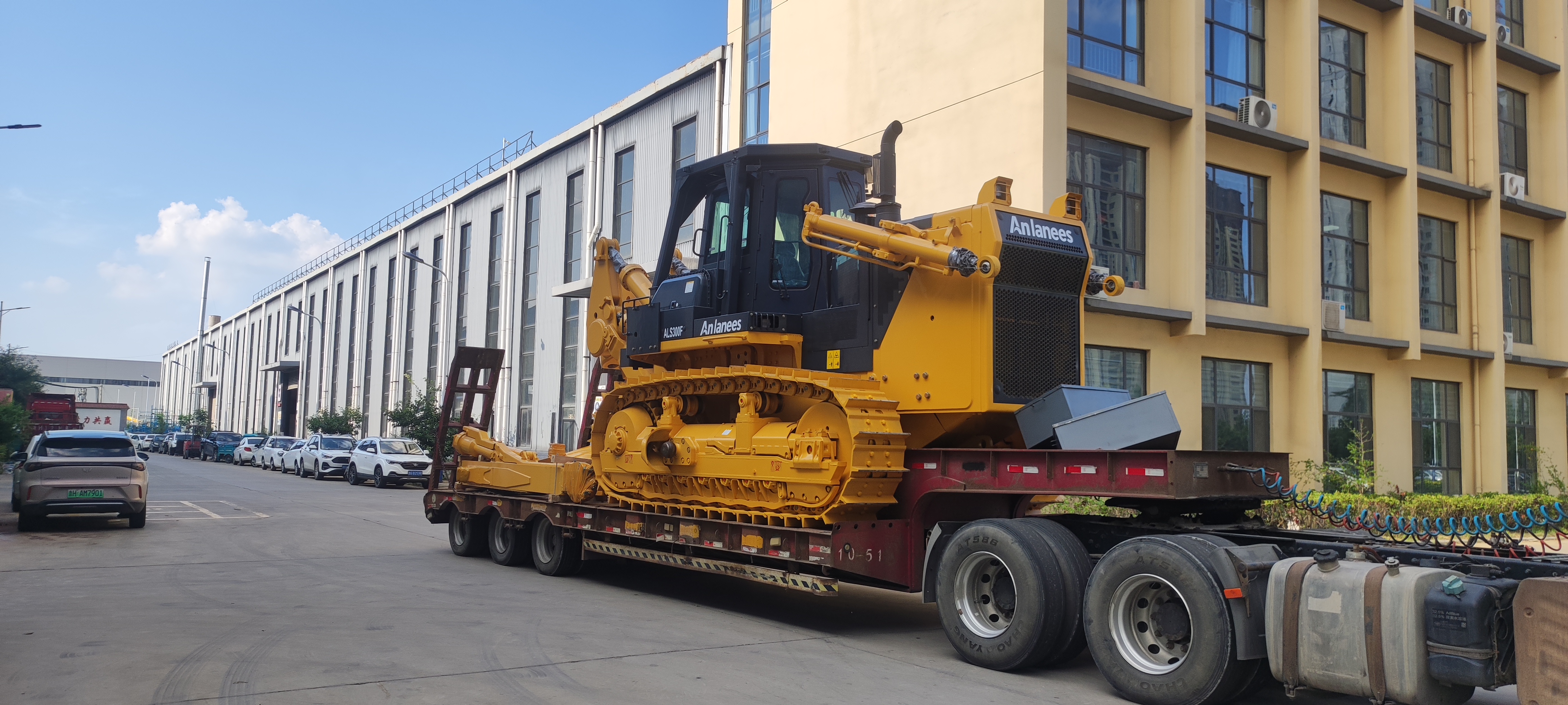 ALS300F Heavy-Duty Crawler Bulldozer Successfully Delivered to Nigeria for Mining Earthmoving Operations