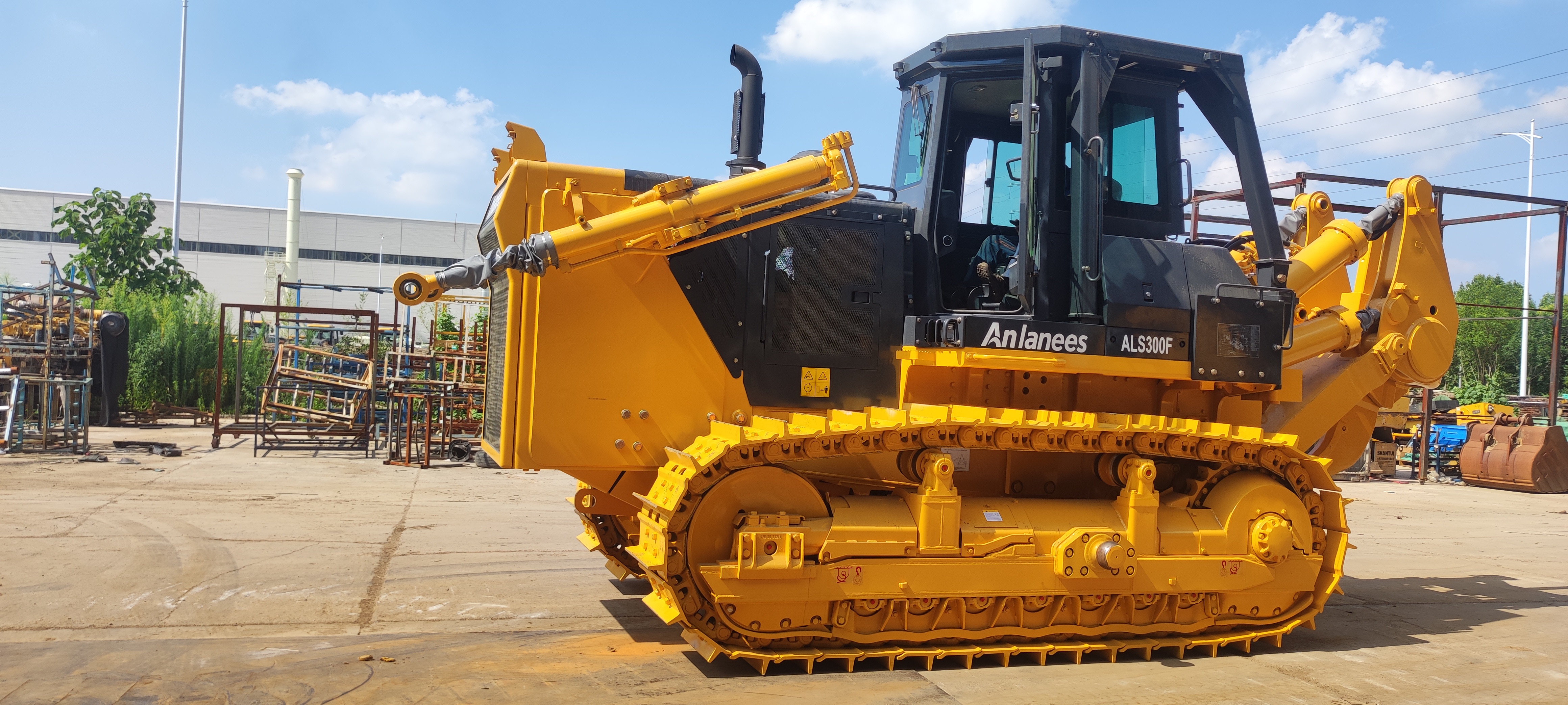 ALS300F Heavy-Duty Crawler Bulldozer Successfully Delivered to Nigeria for Mining Earthmoving Operations