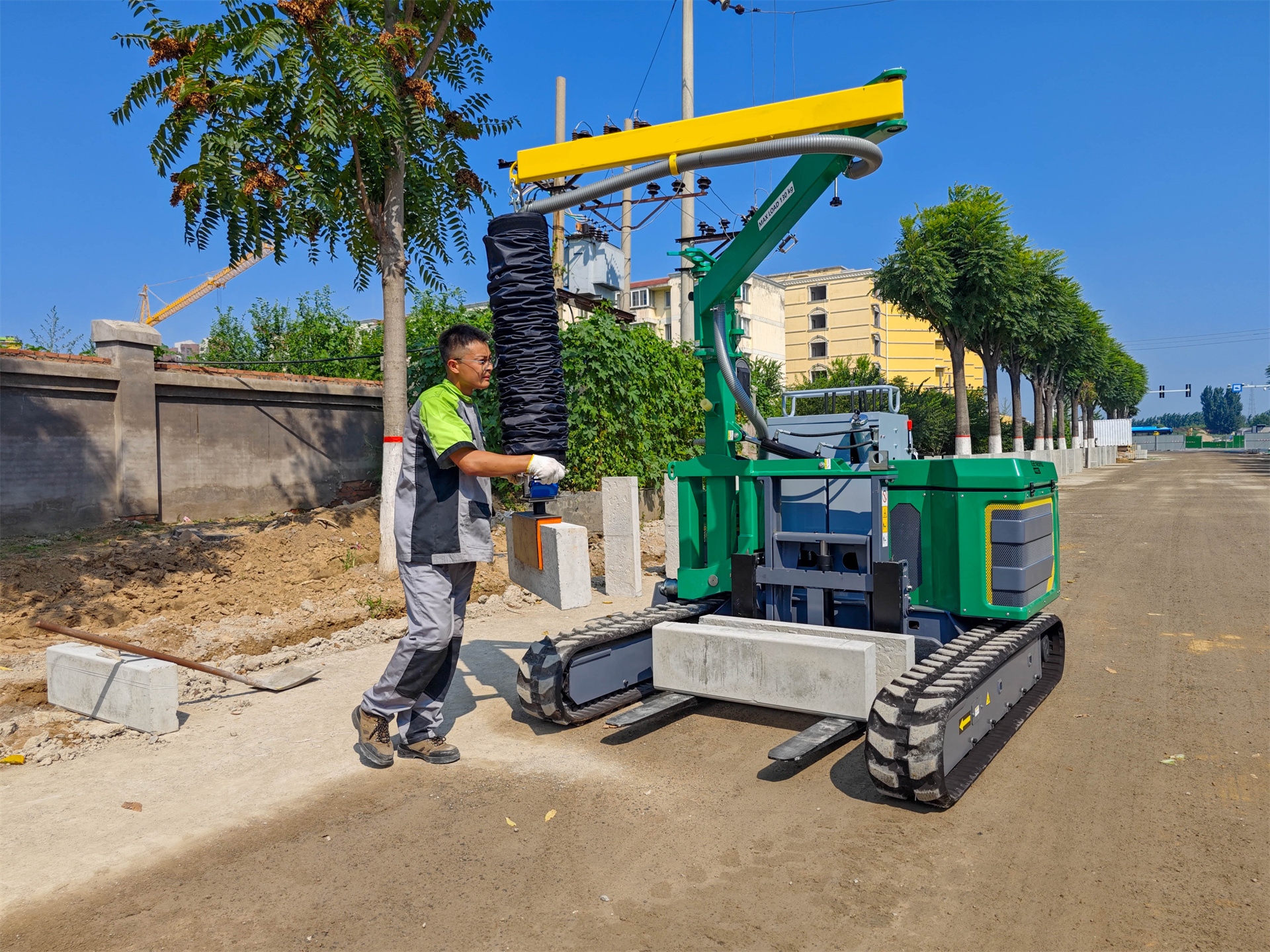 Crawler-Type Self-Propelled Vacuum Lifter with Forklift Capability | Vacuum Handling Equipment for Curbstone and Stone Paving