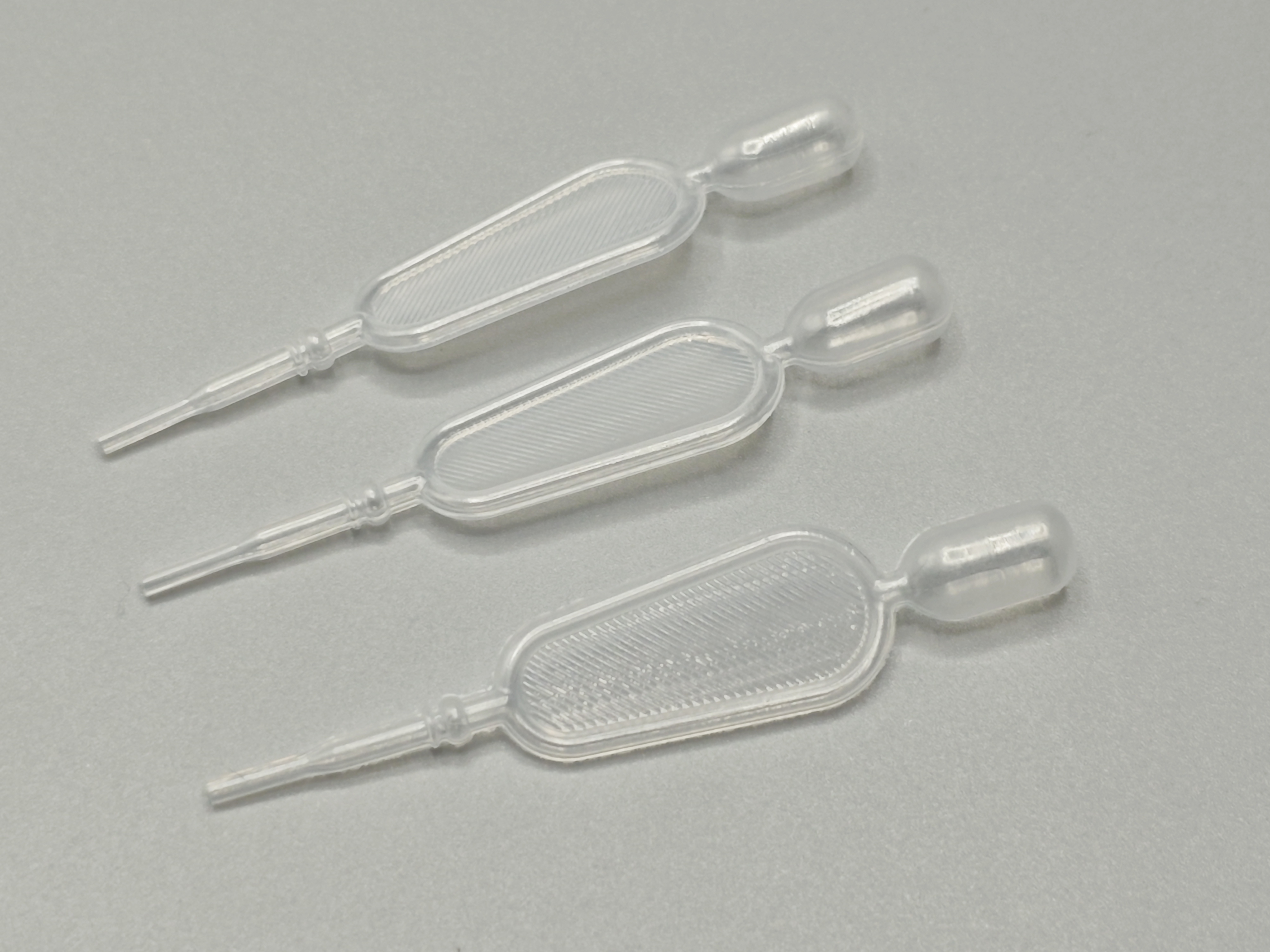 quantitative self-aspirating pipette