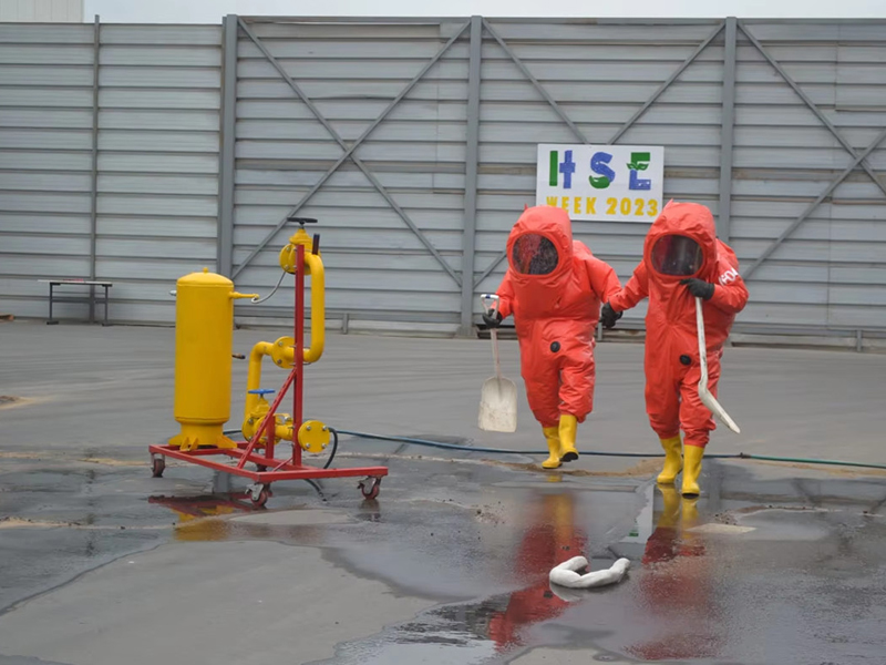 Customer Inspection of Fully Enclosed Chemical Protective Suit