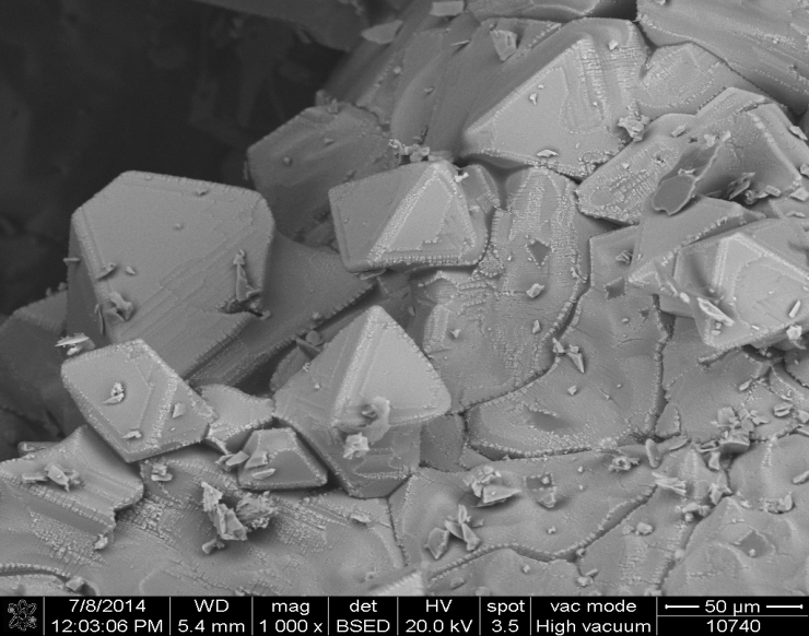 AM65 Fused Alumina Magnesia Spinel factory