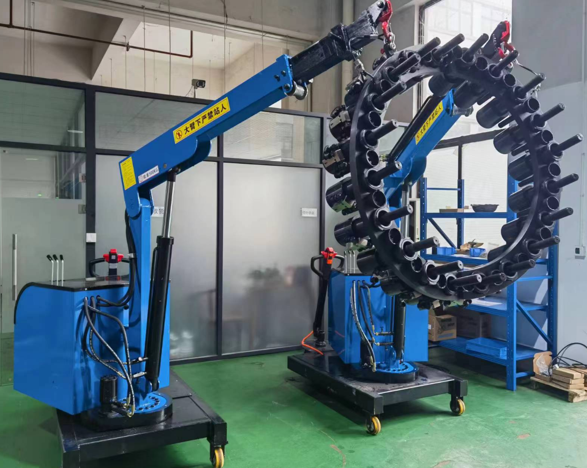 Hydraulic Bolt Tensioner Worksite.png