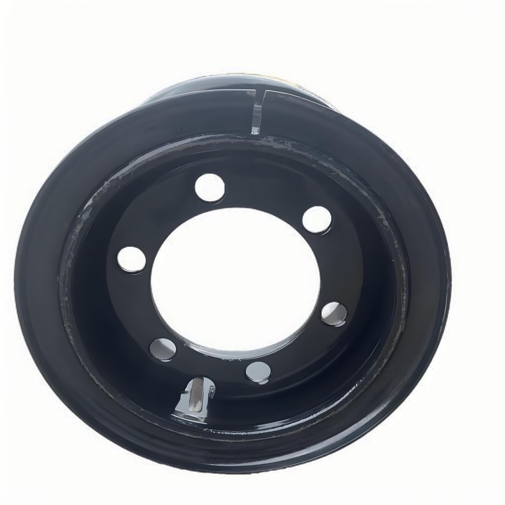 What Makes Black Rims the Trendiest Choice for Car Enthusiasts?