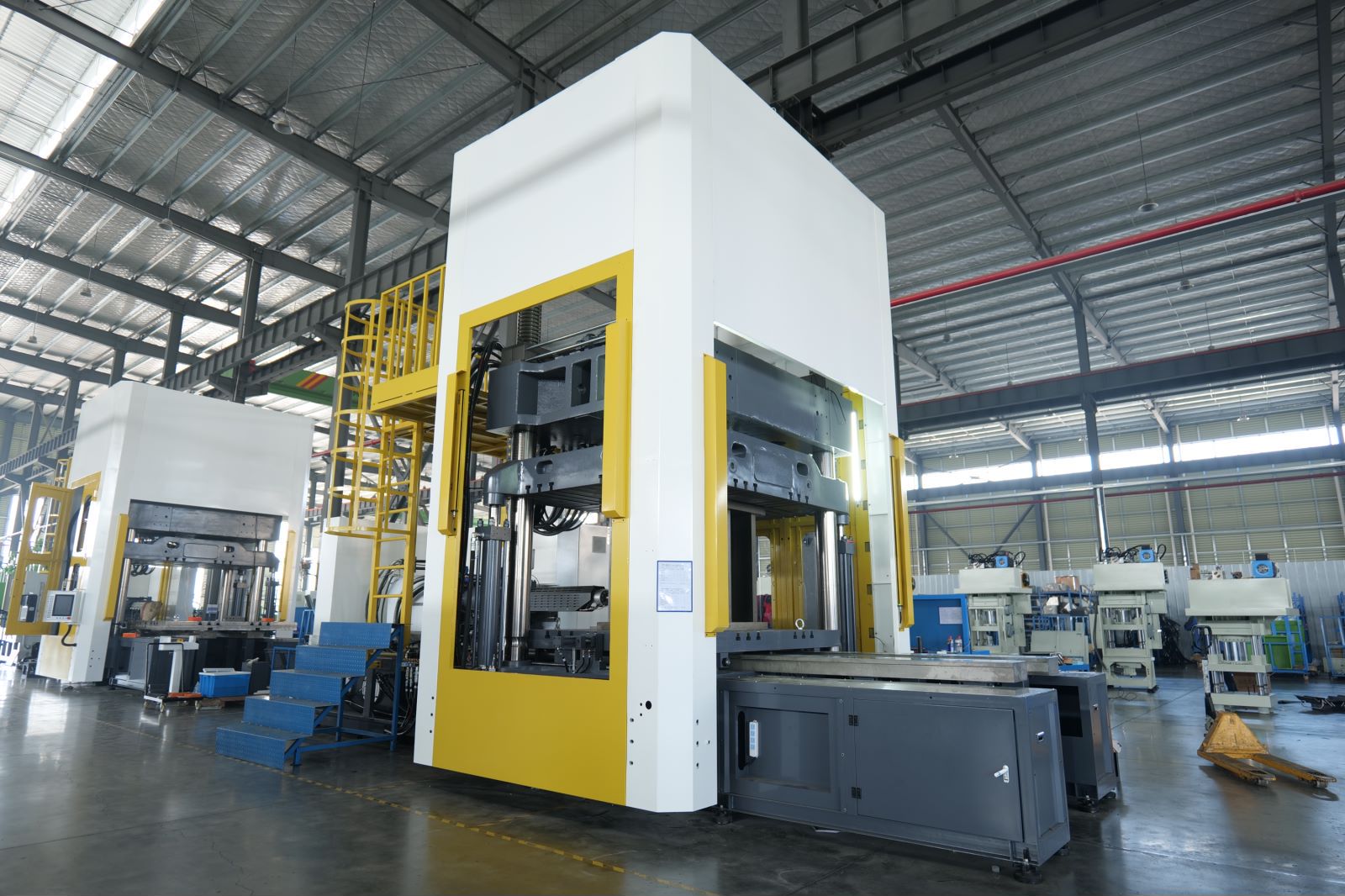 Création de produits durables avec des machines à mouler les plastiques