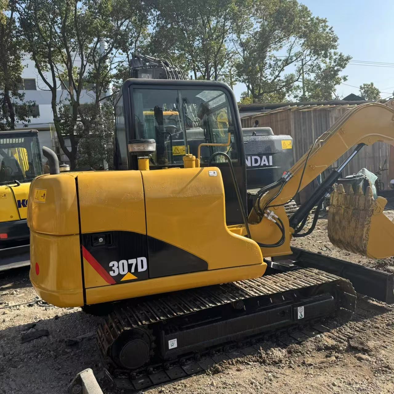 مورد الحفارات المستعملة من مصدر صيني - CAT 307D، السعر والمواصفات