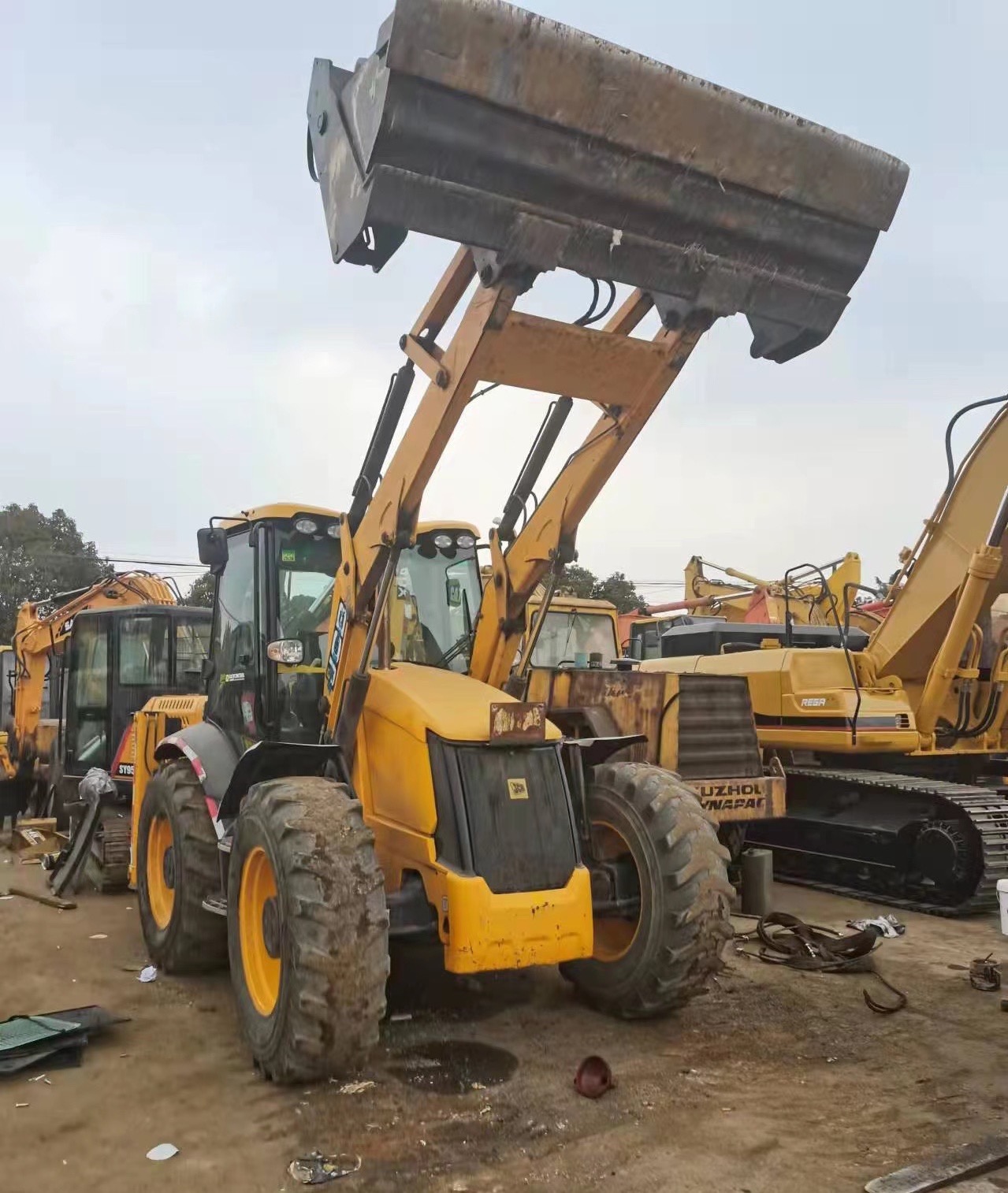 JCB 4CX (3).JPG