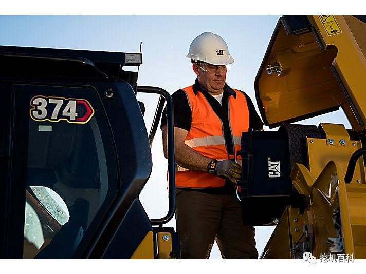 CAT 374 Classic inheritance, brand new upgrade