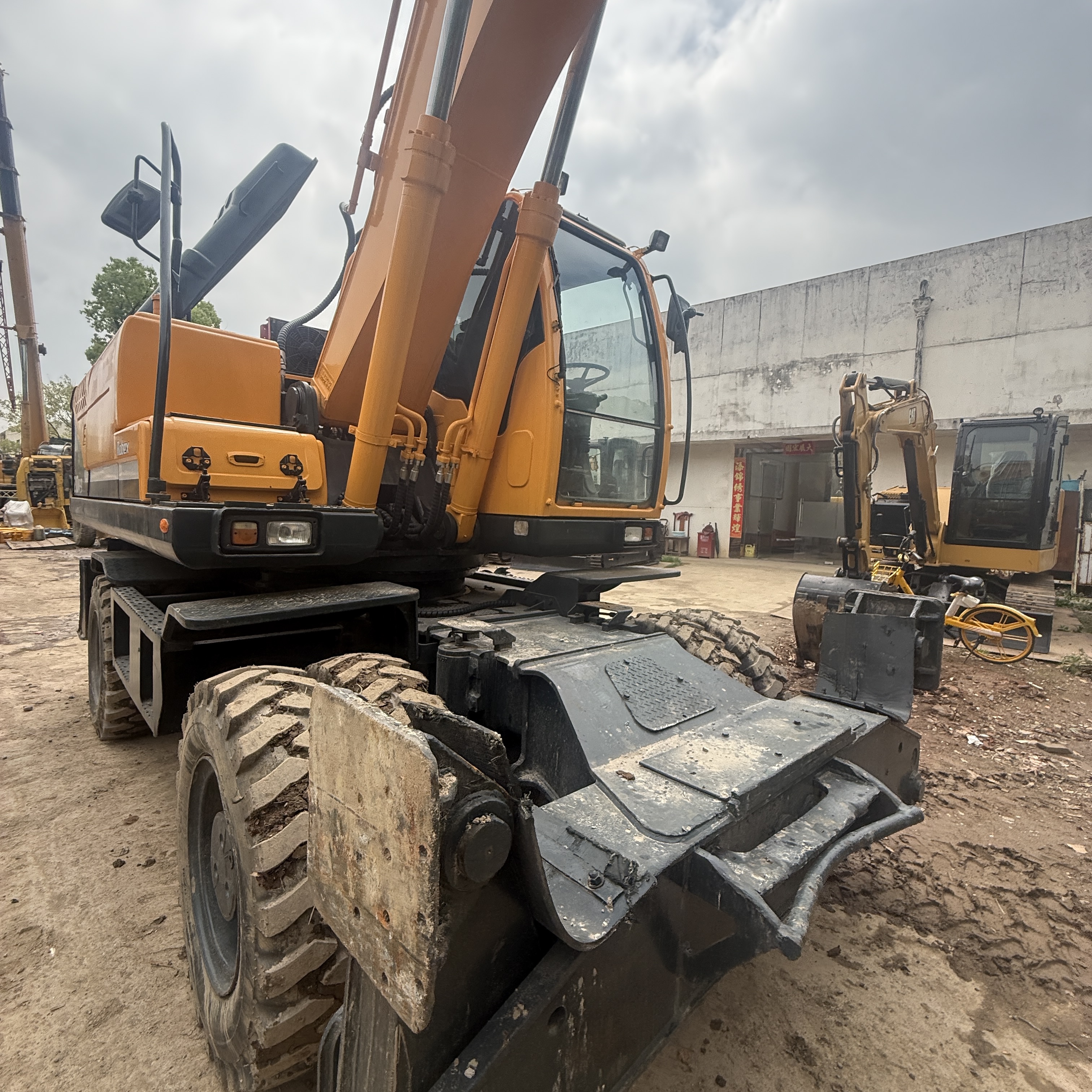 Chinese Source Used Wheel Excavator Supplier‑HYONDAI R210w-9, Price and Specifications