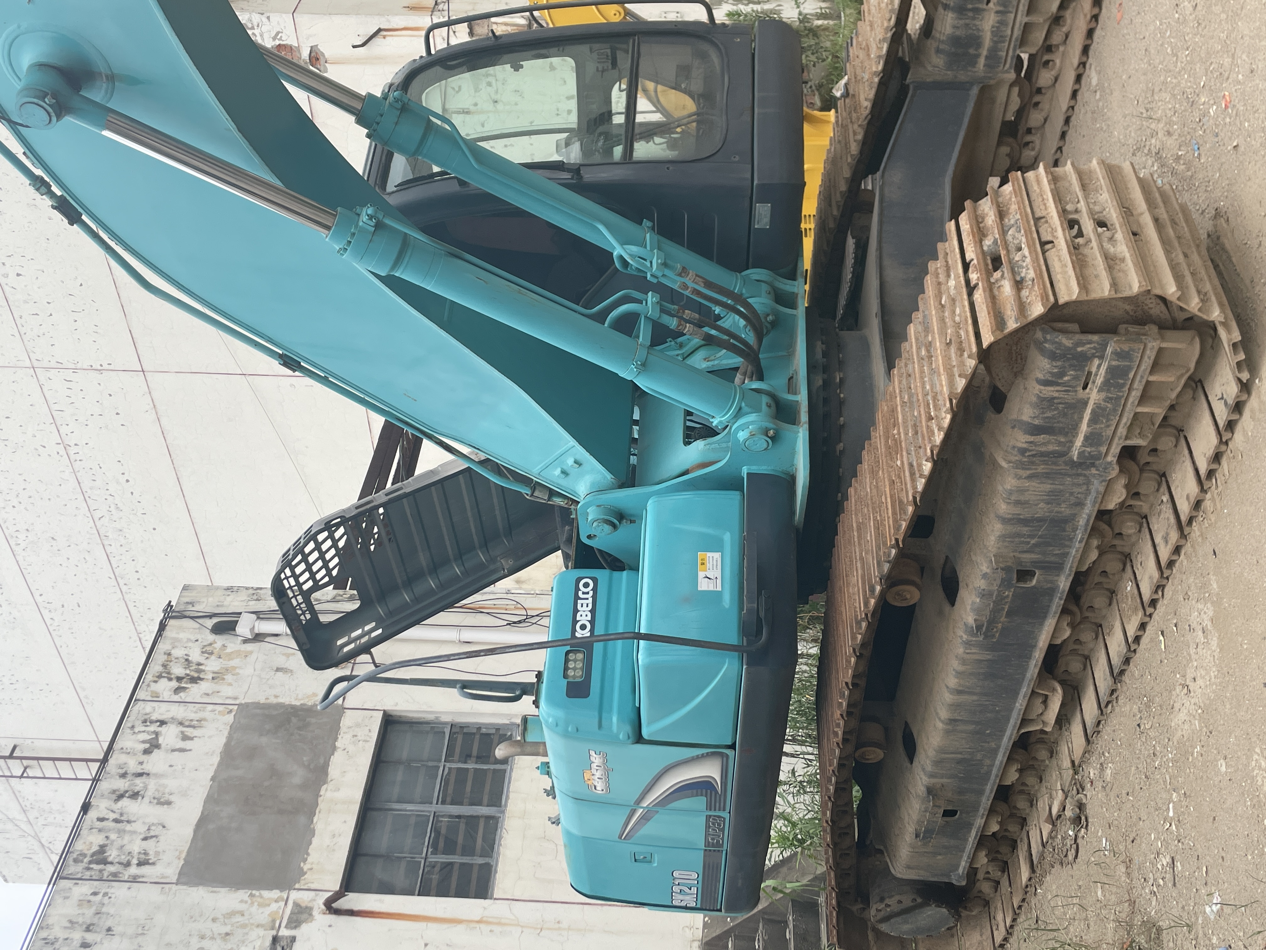 Chinese Source Used Excavator Supplier‑KOBEICO SK210, Price and Specifications