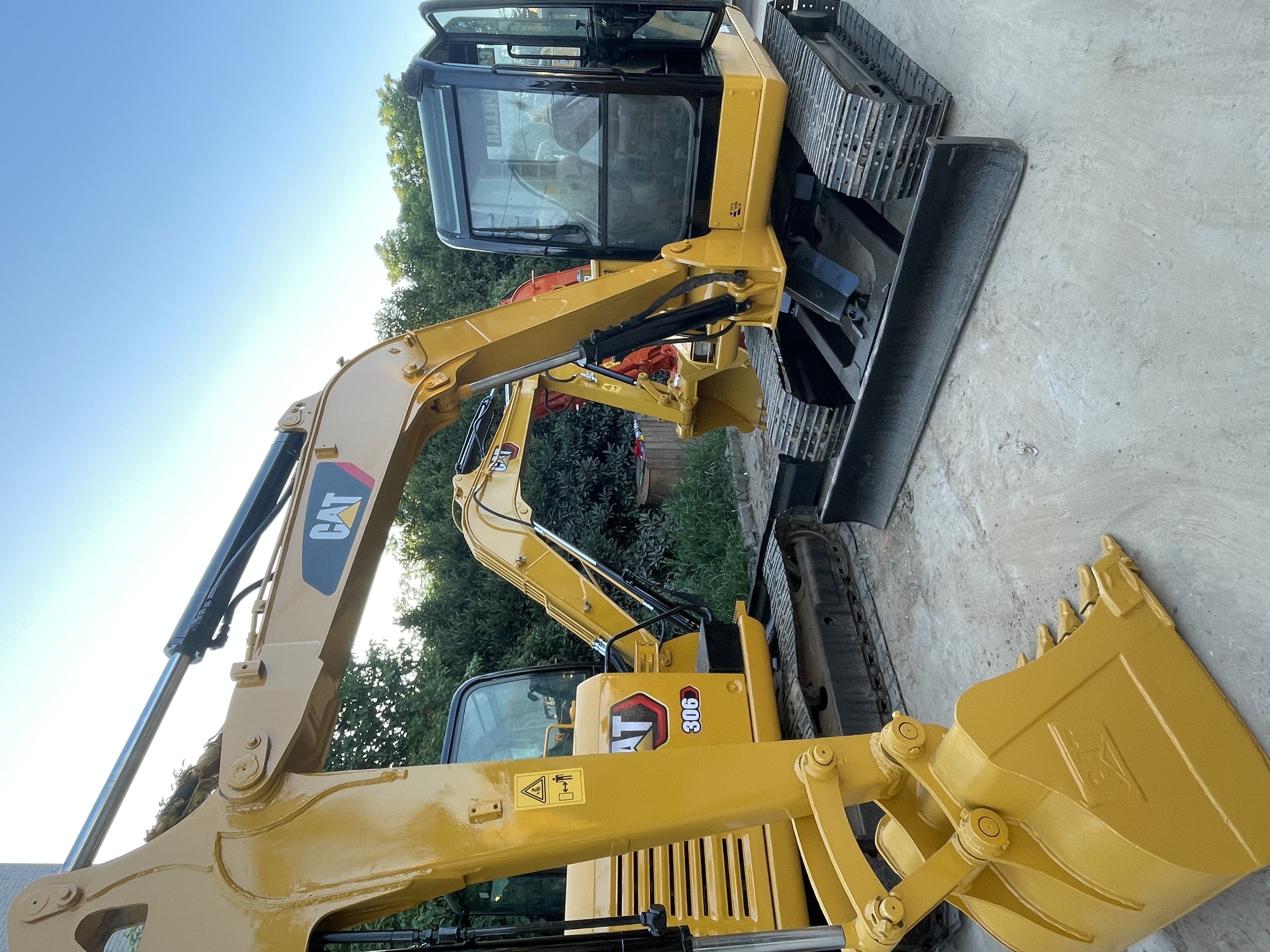 المورد الصيني للحفارات المستعملة — حفارة CAT 306D، السعر والمواصفات