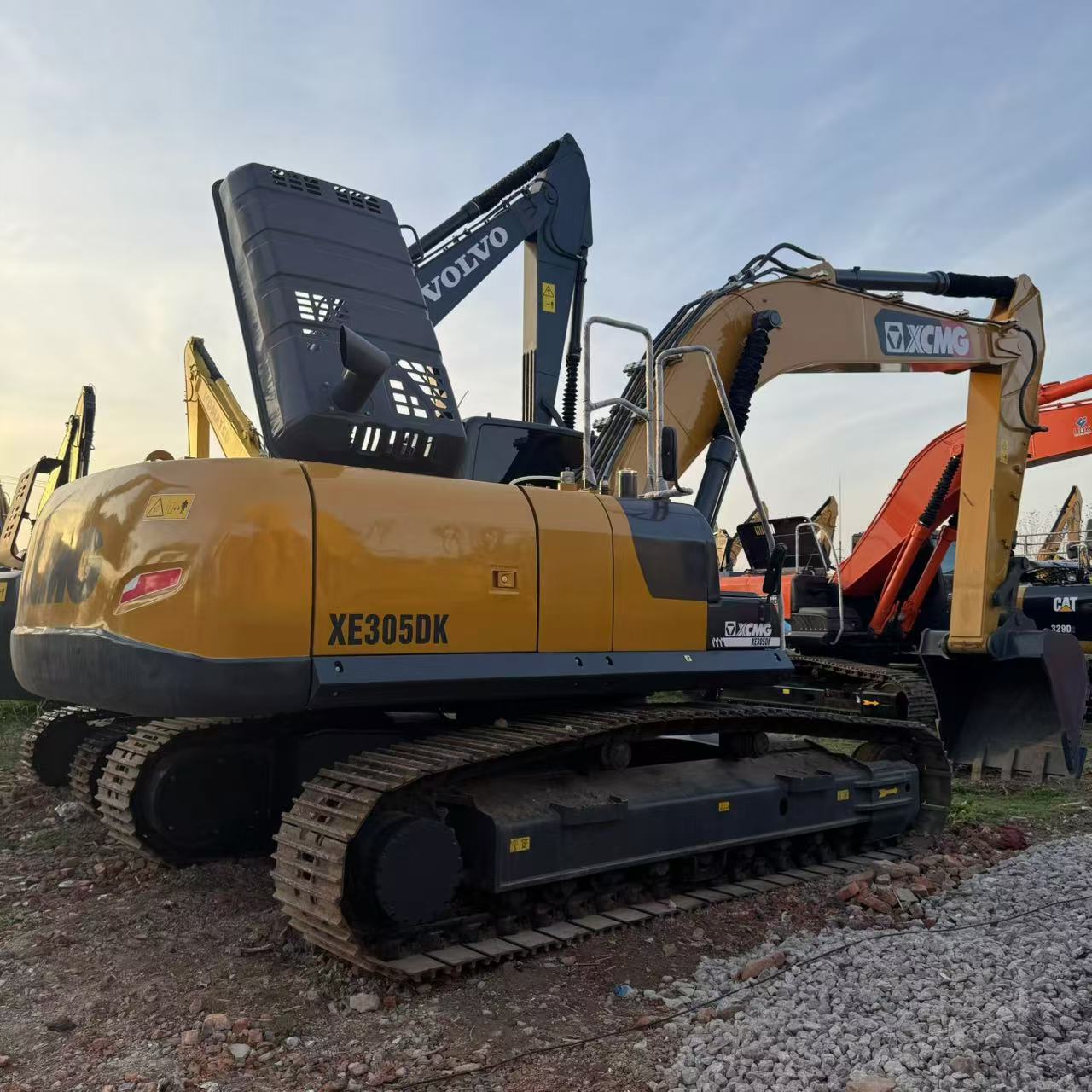 Chinesischer gebrauchter Baggerlieferant – XCMG XE305DK, Preis und technische Daten