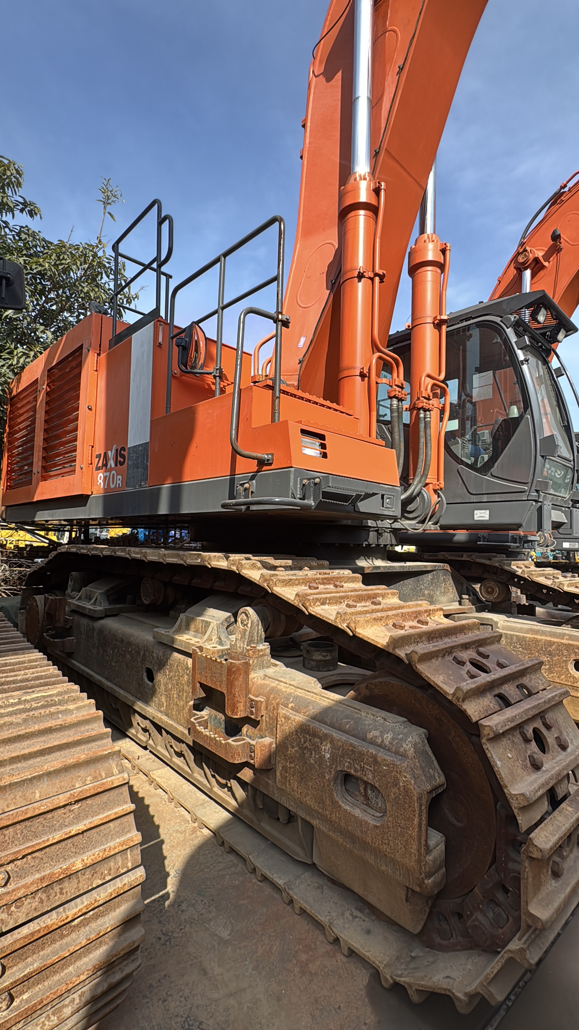 Chinese Source Used Excavator Supplier‑HITACHI 870R, Price and Specifications