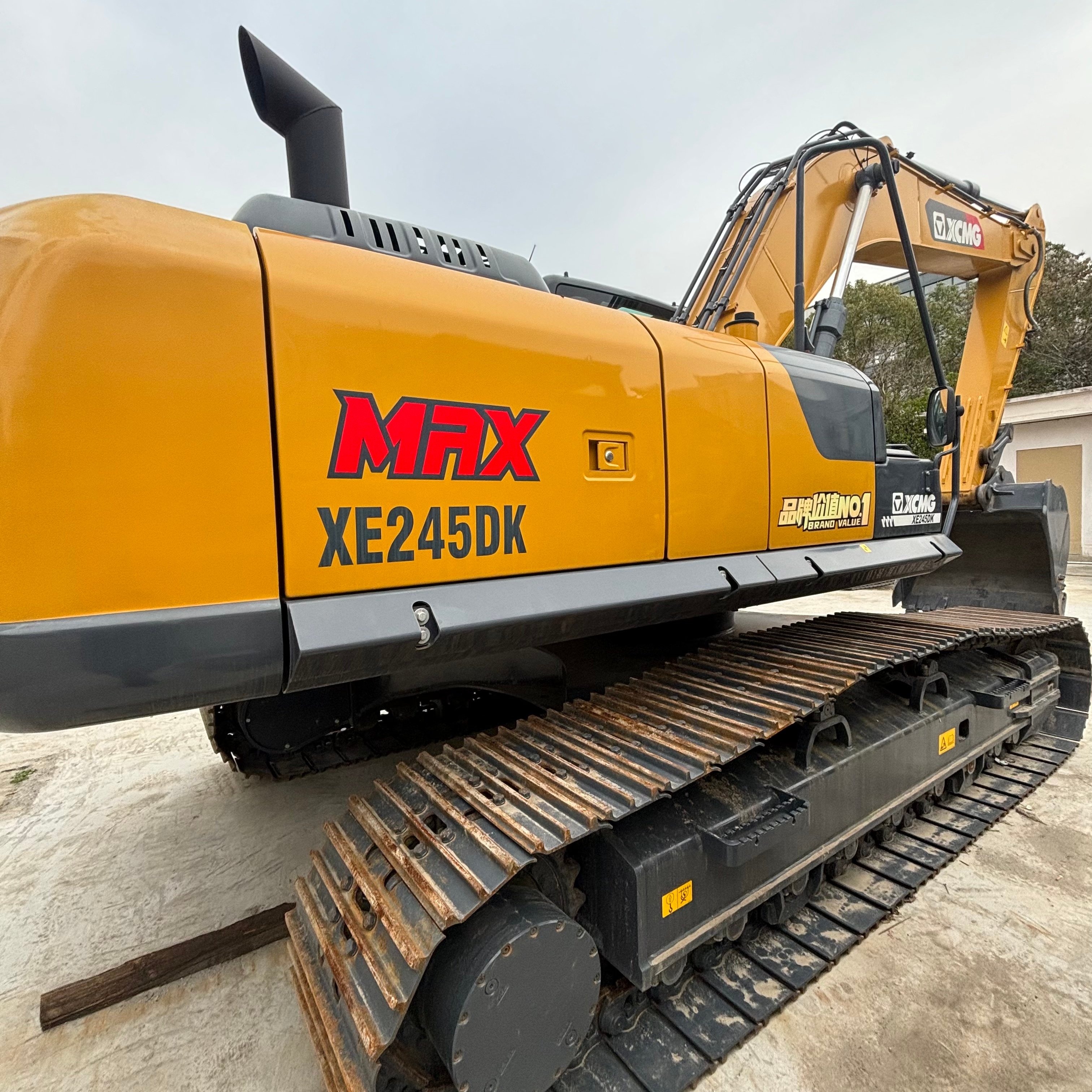 Chinese Source Used Excavator Supplier‑XCMG XE245DK, Price and Specifications