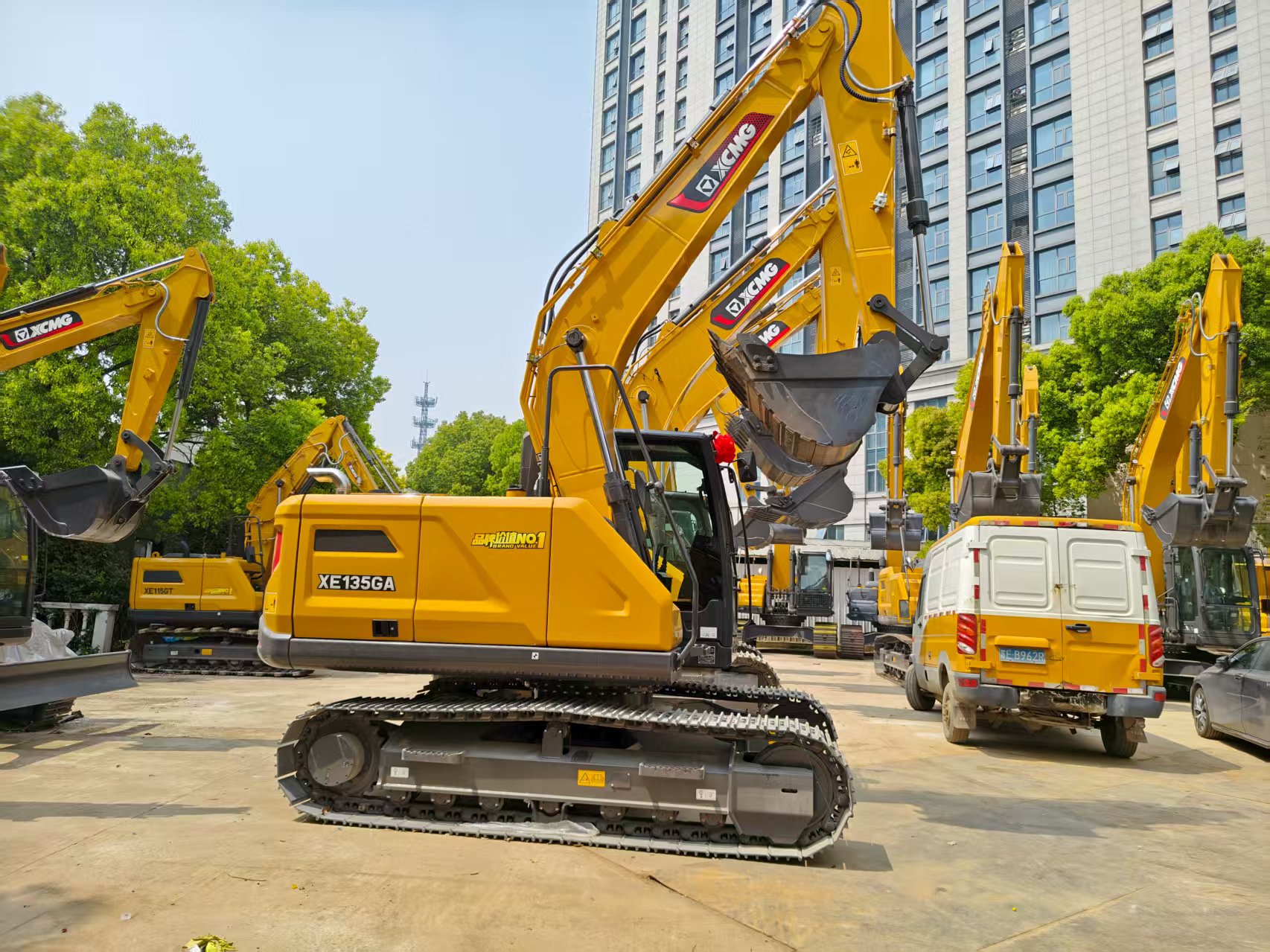 Chinesischer Gebraucht-Bagger-Lieferant – XCMG XE135GA, Preis und technische Daten
