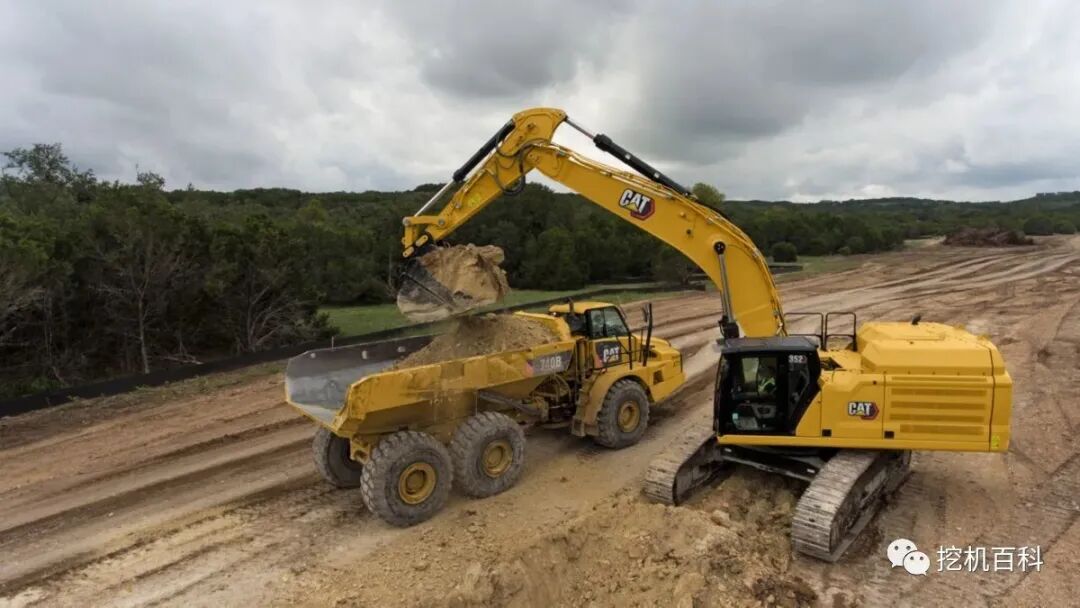 CAT 352 Classic inheritance, brand new upgrade