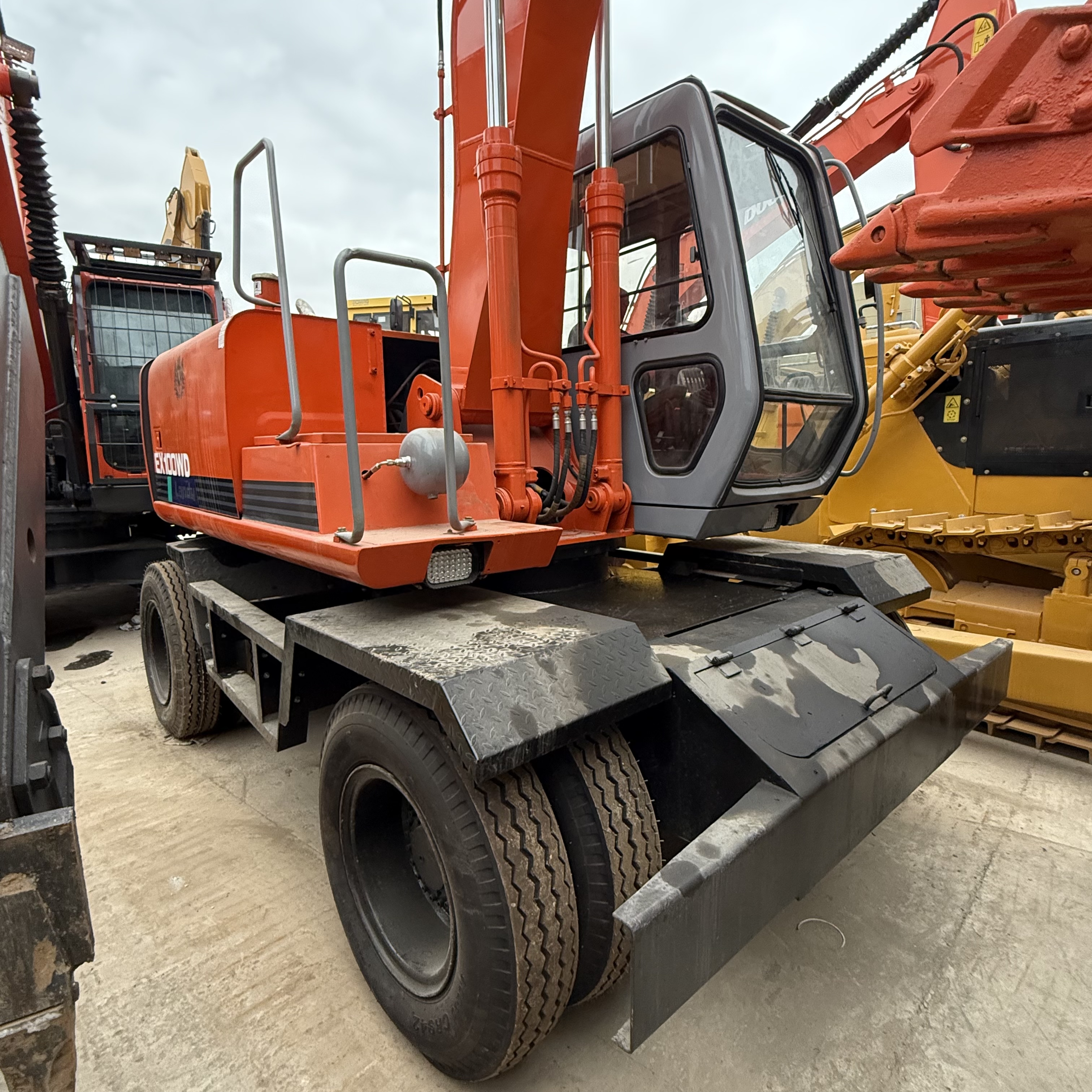Chinese Source Used Excavator Supplier‑HITACHI ZX100, Price and Specifications