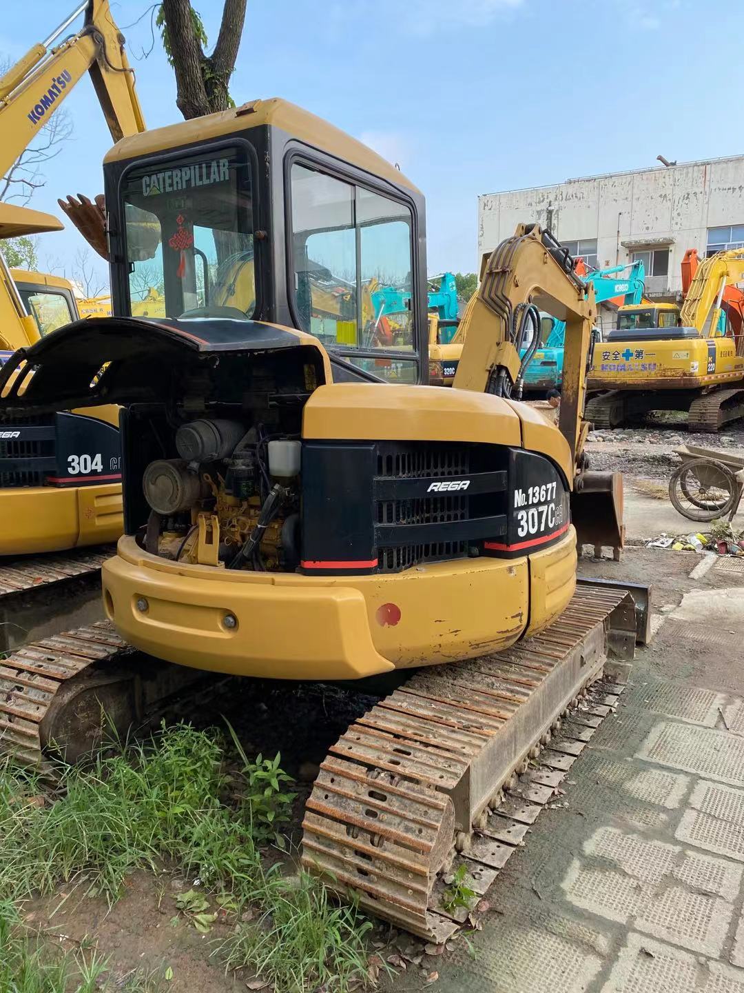 المورد الصيني للحفارات المستعملة — حفارة CAT 307C، السعر والمواصفات