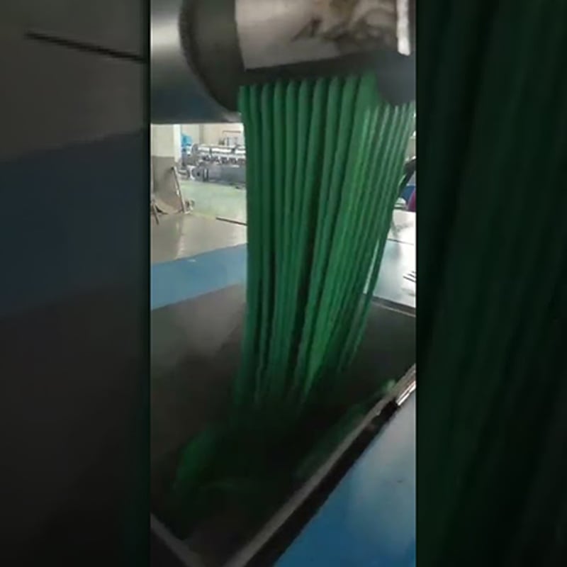 Side feed granulator