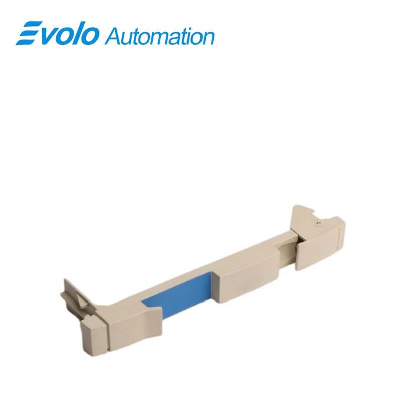51309228-300   Filler Panel