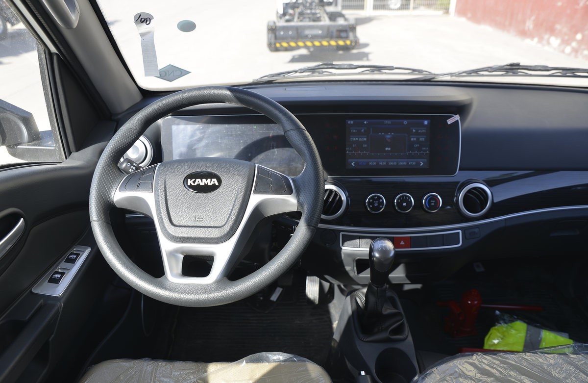 下载 (14).jpg
