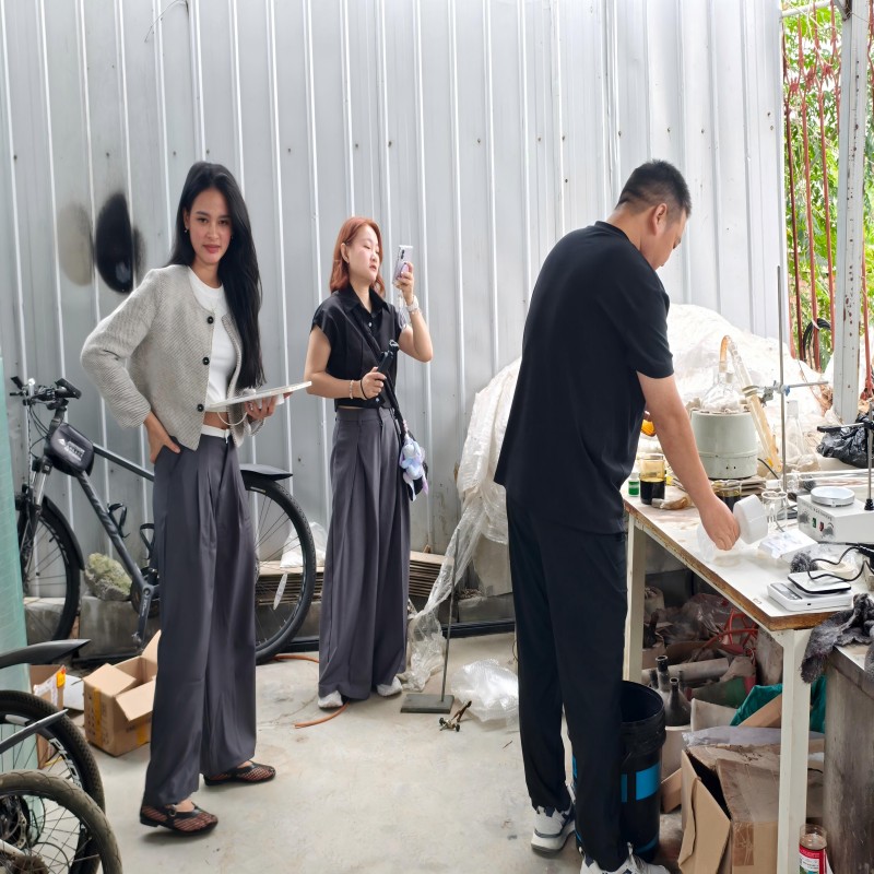 used-engine-oil-regeneration-equipment-testing.jpg